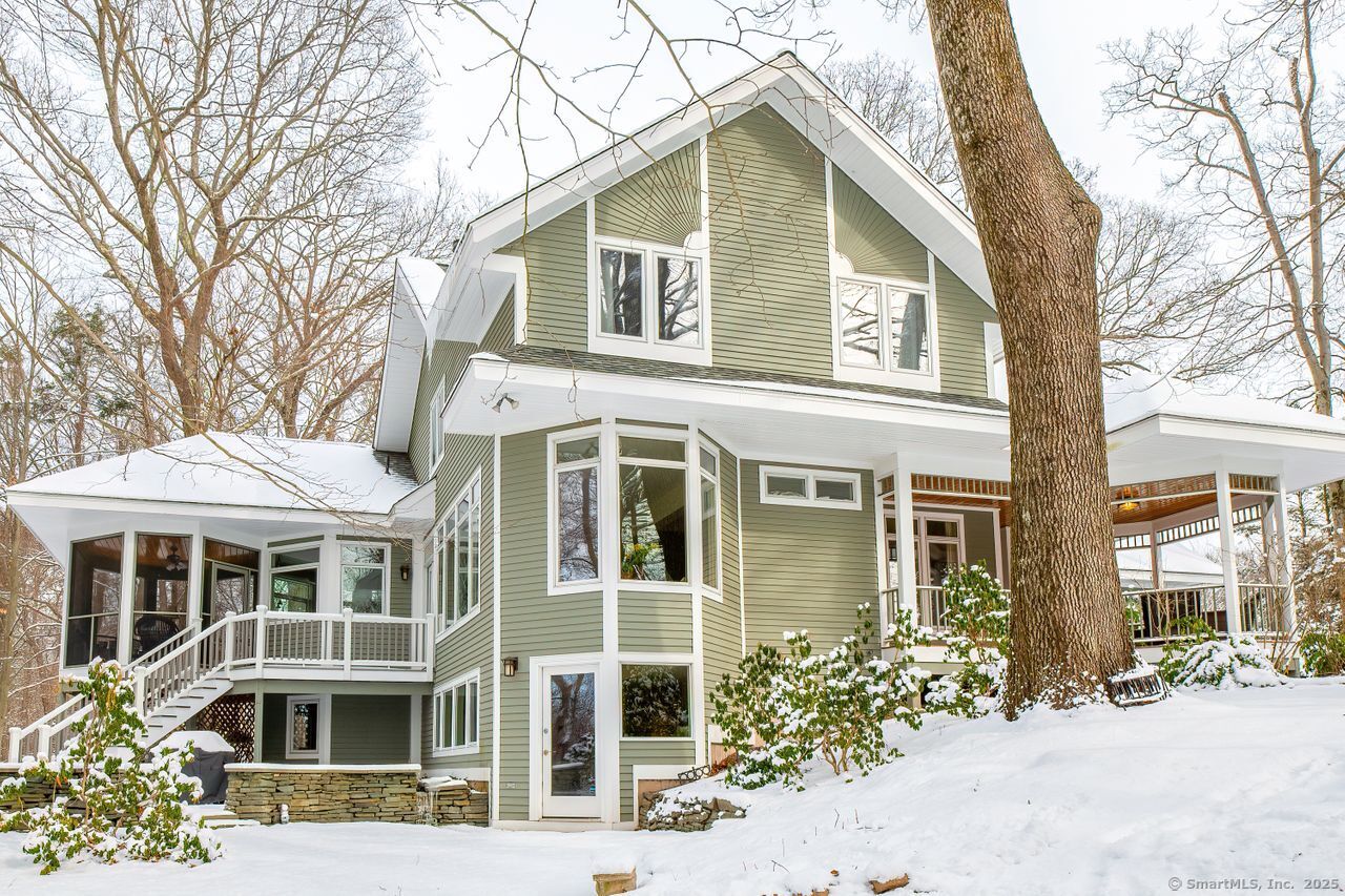 18 Chestnut Lane, Wallingford, Connecticut image 2