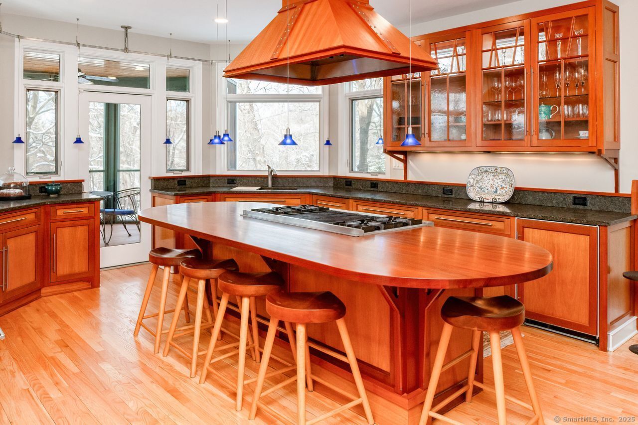 18 Chestnut Lane, Wallingford, Connecticut image 3
