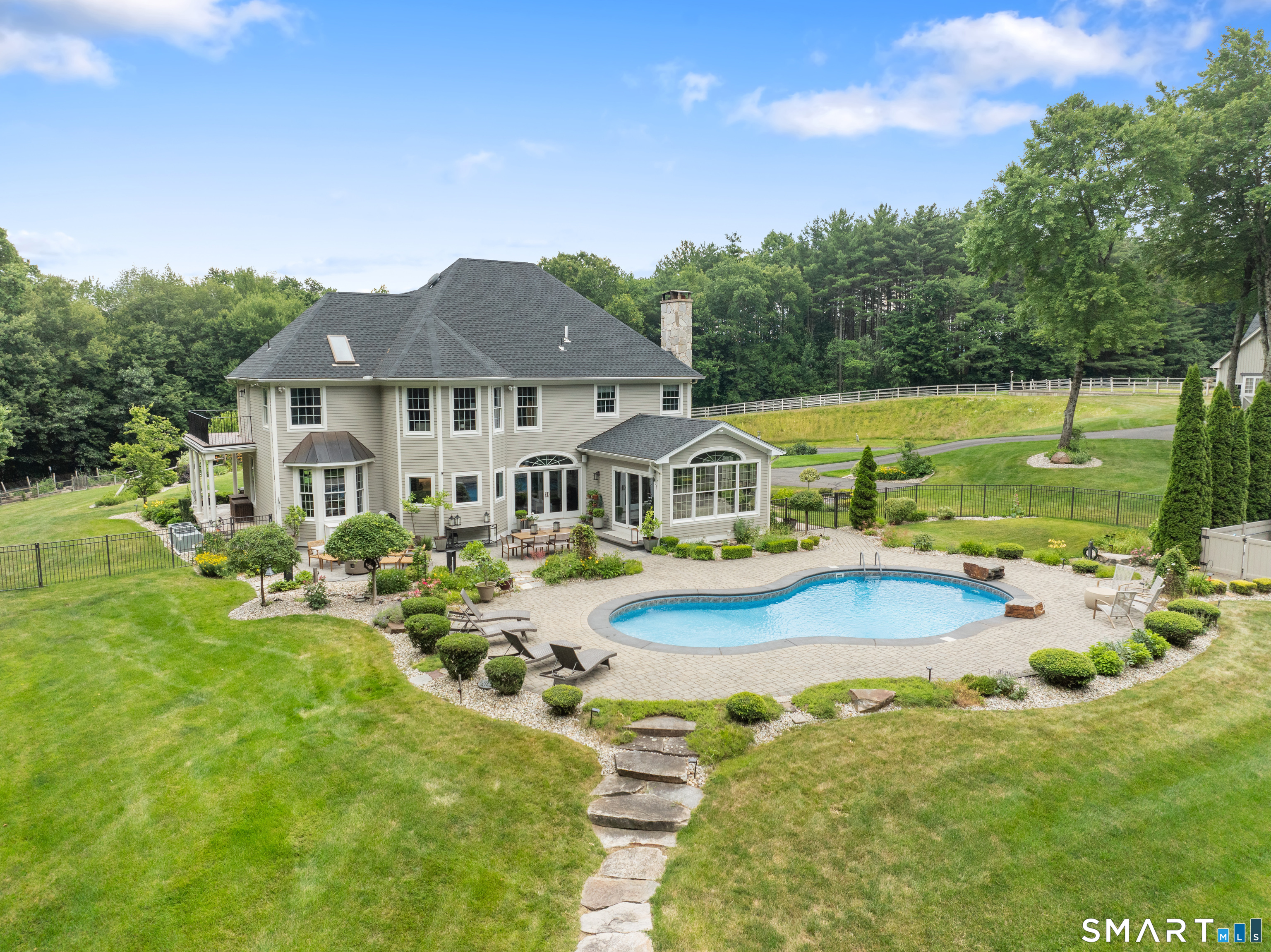 22 Bittersweet Hill