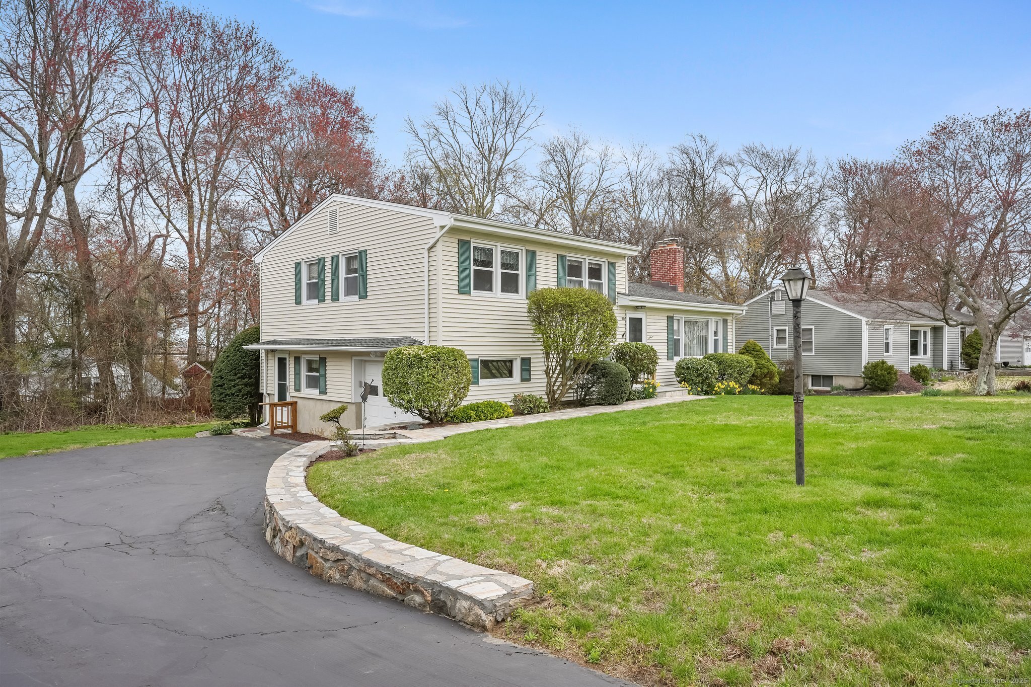 50 Poplar Street, Trumbull, Connecticut image 3