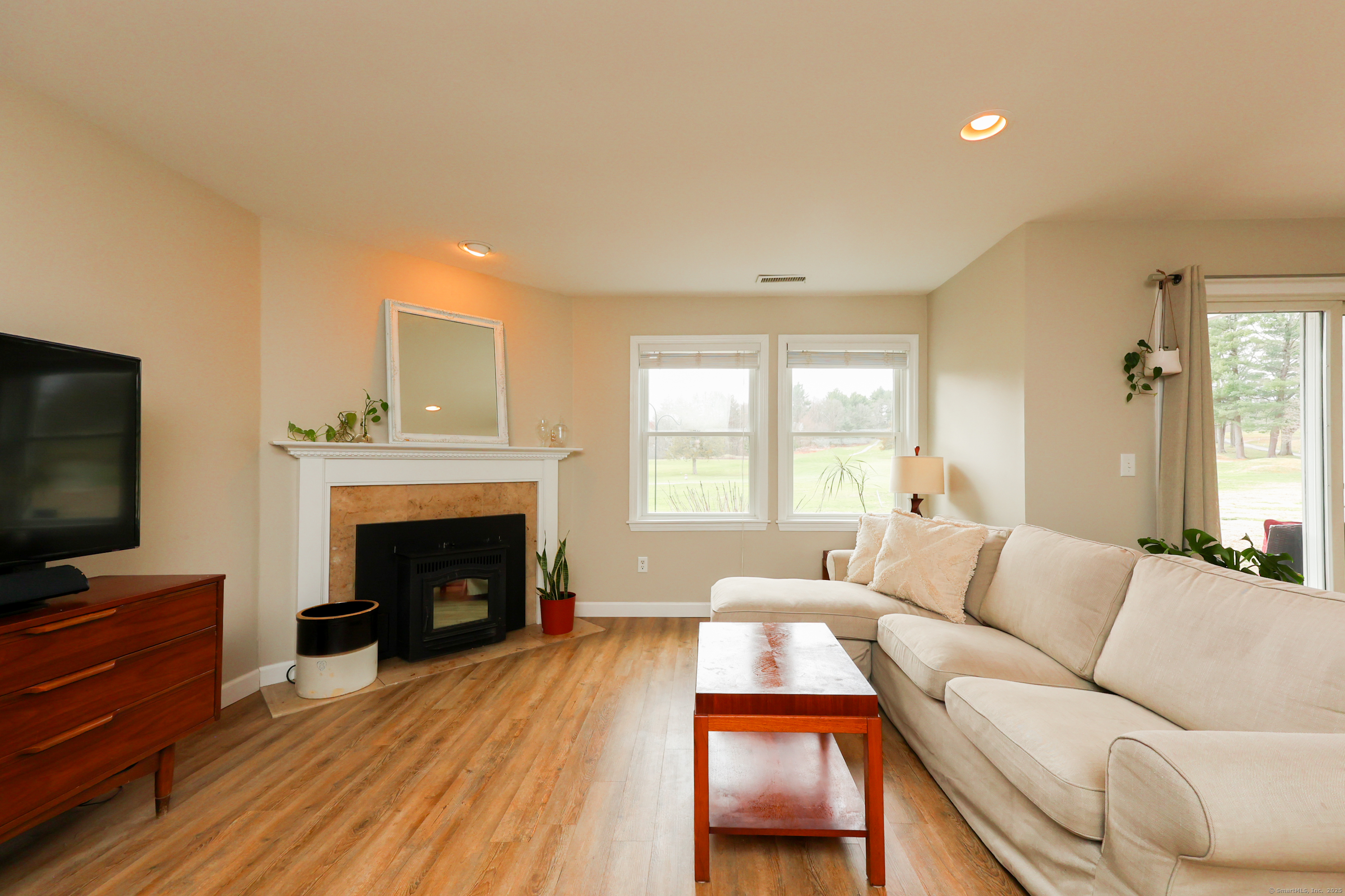 6 Fairways Circle #6, Woodstock, Connecticut image 3