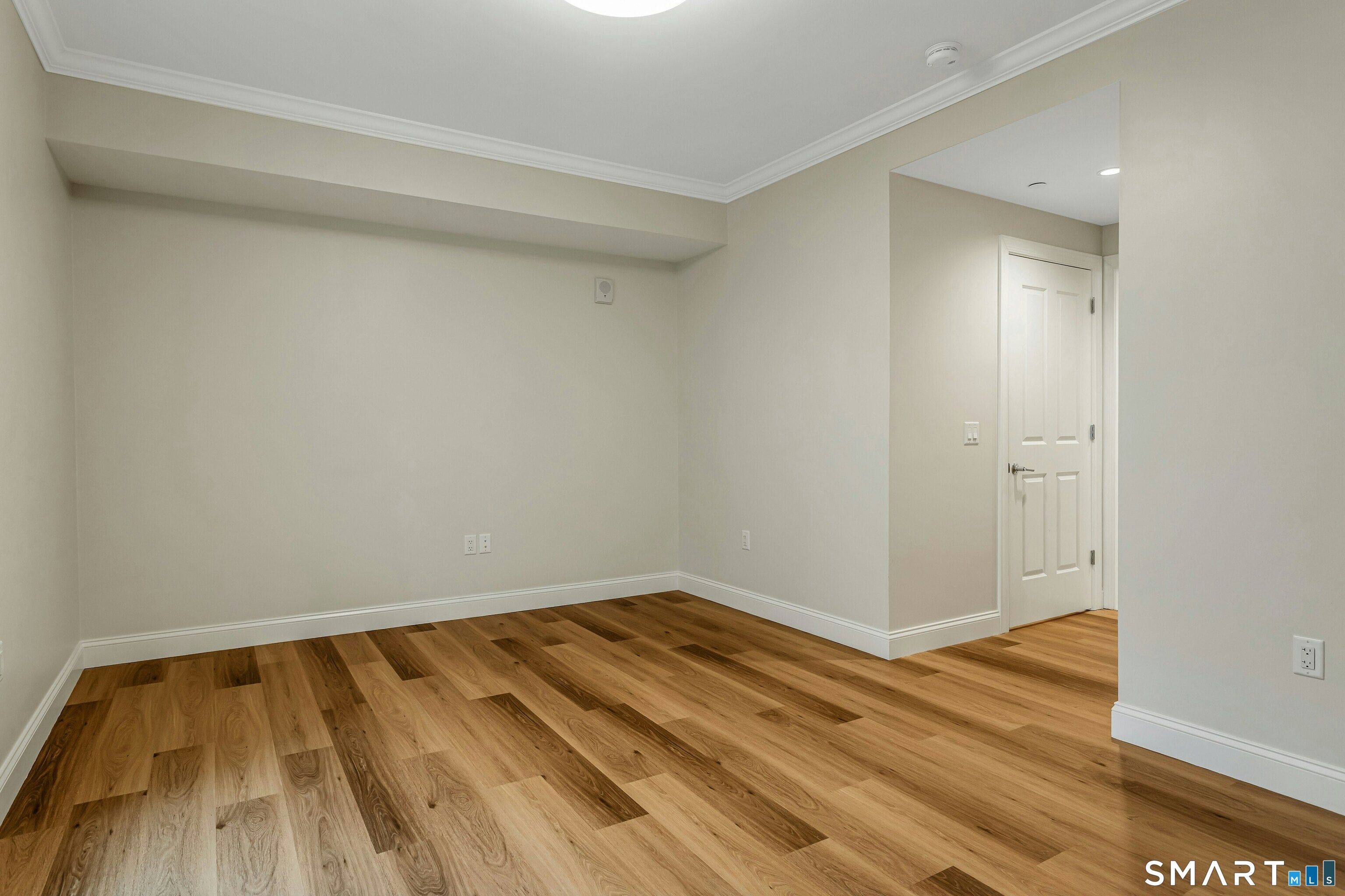 440 Heights Road 205