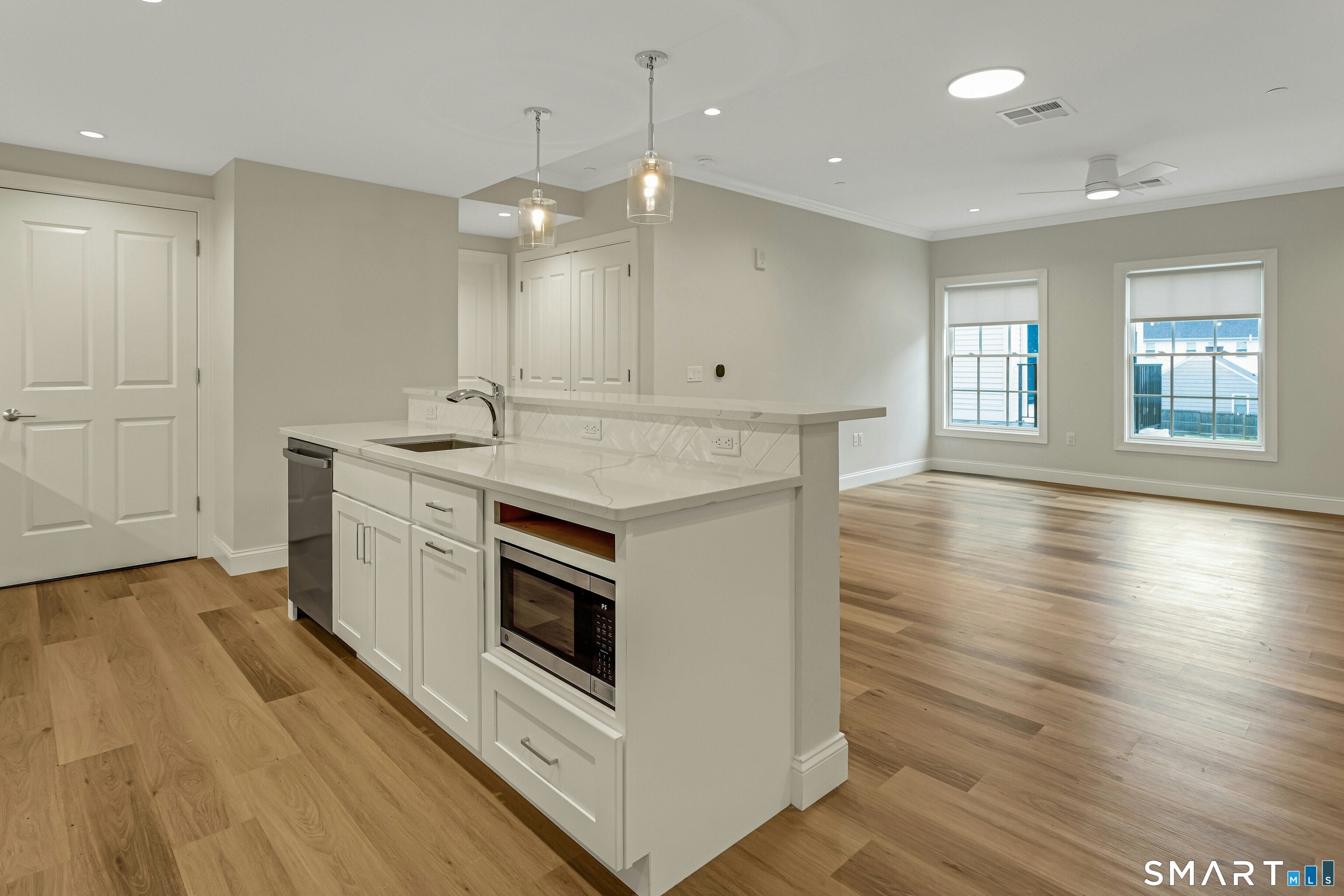 440 Heights Road 205