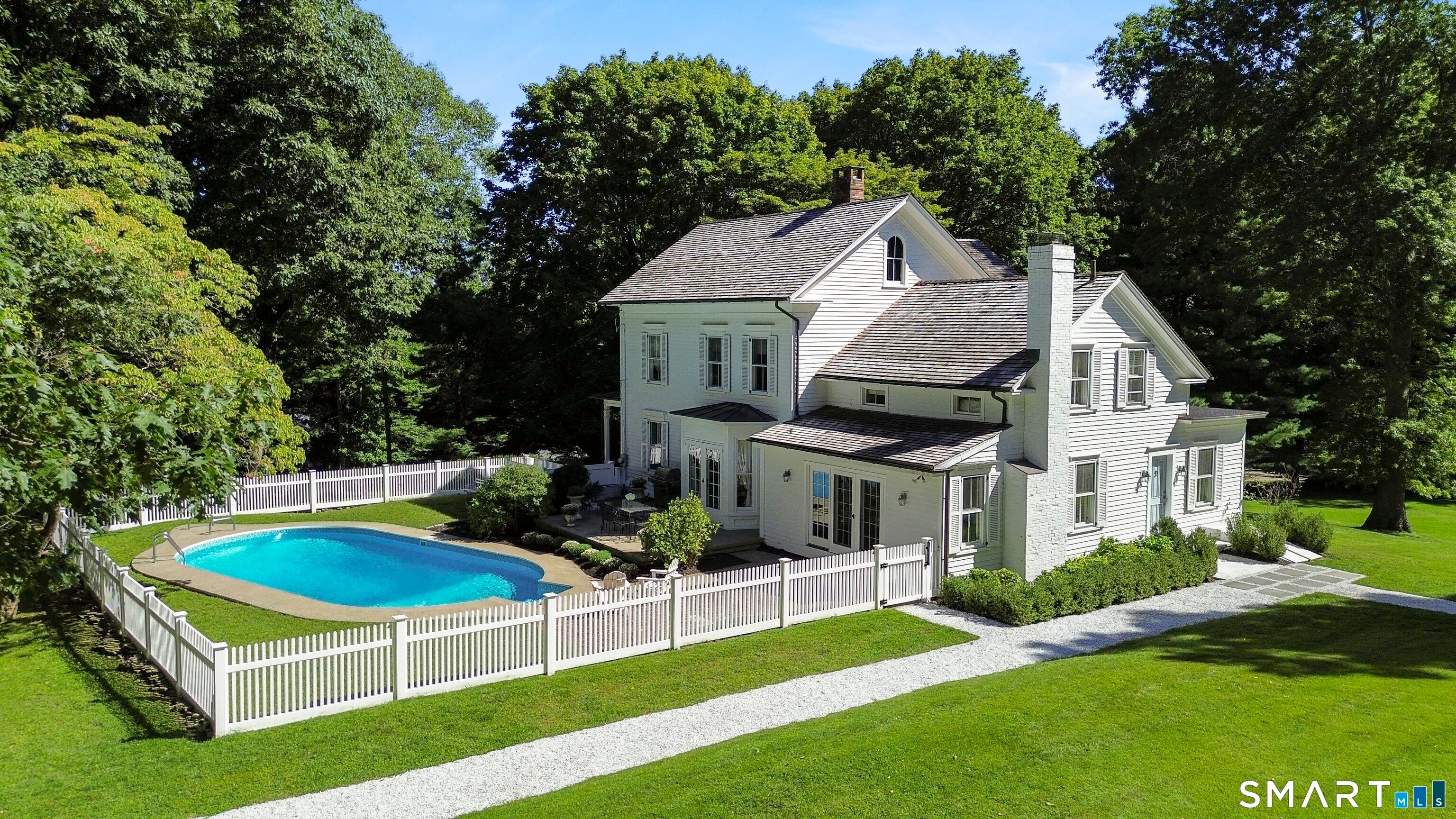 999 Bronson Road