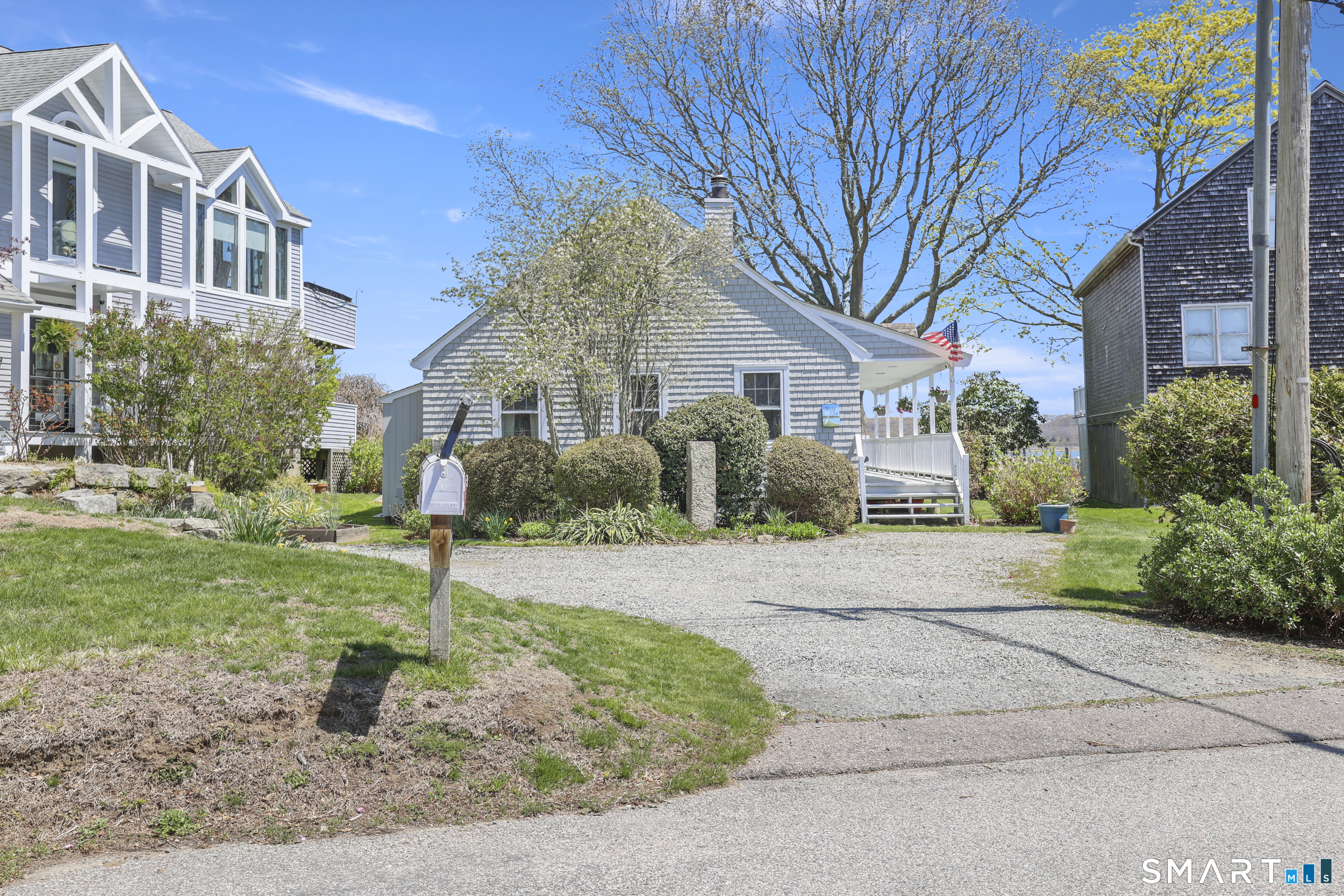 56 Jupiter Point Road