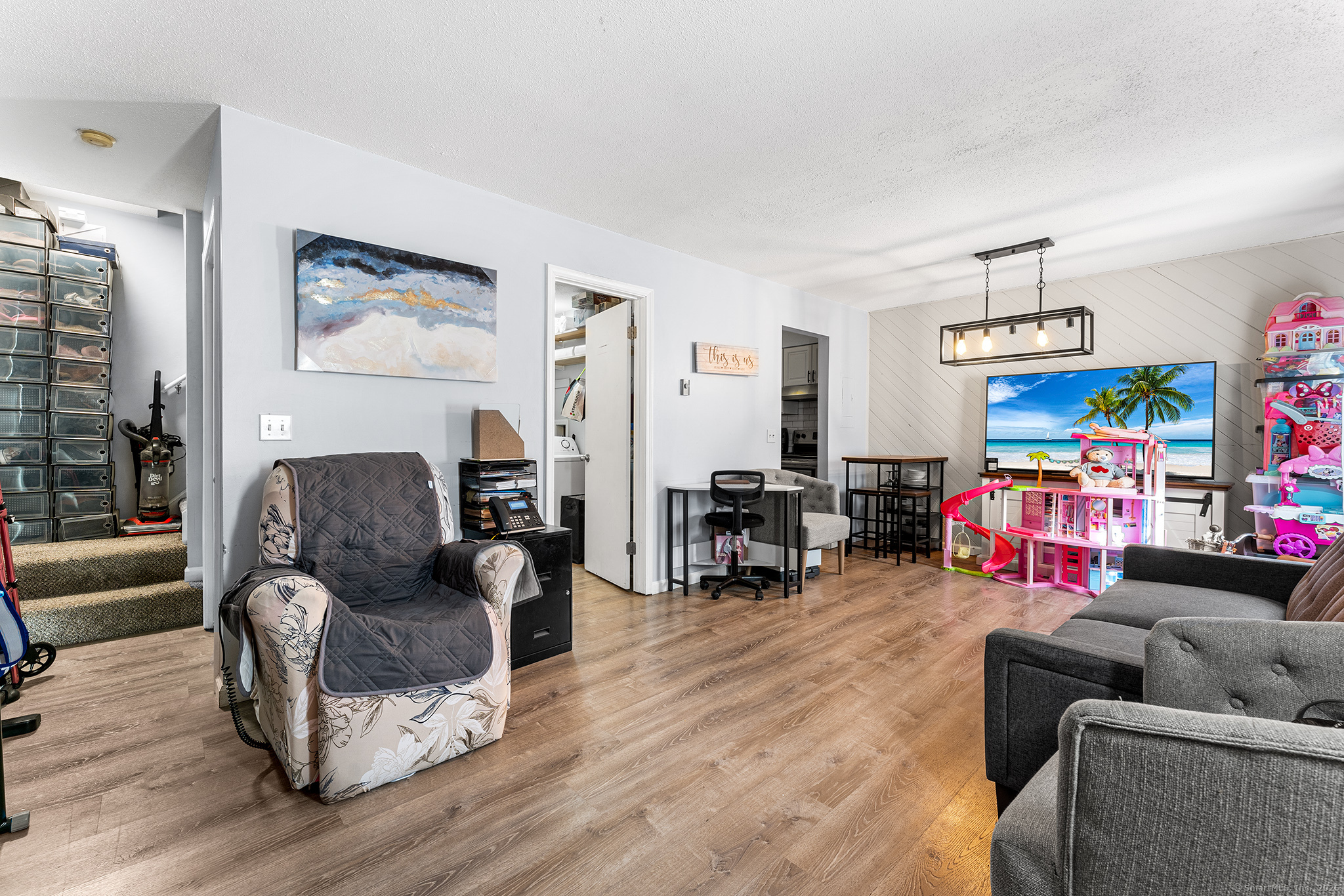 12 Deerwood Lane #2, Waterbury, Connecticut image 2