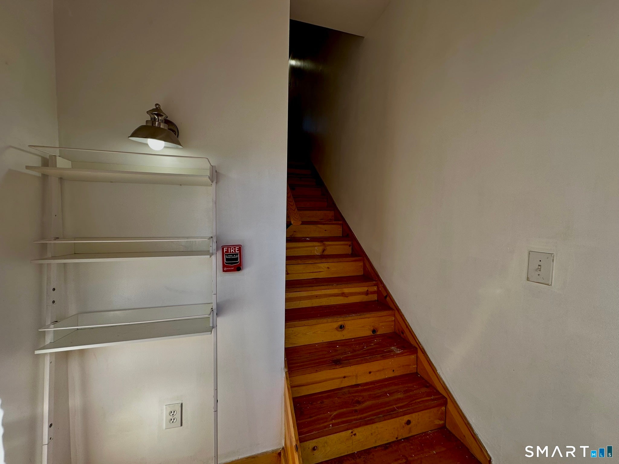 325 Lafayette Street 2203