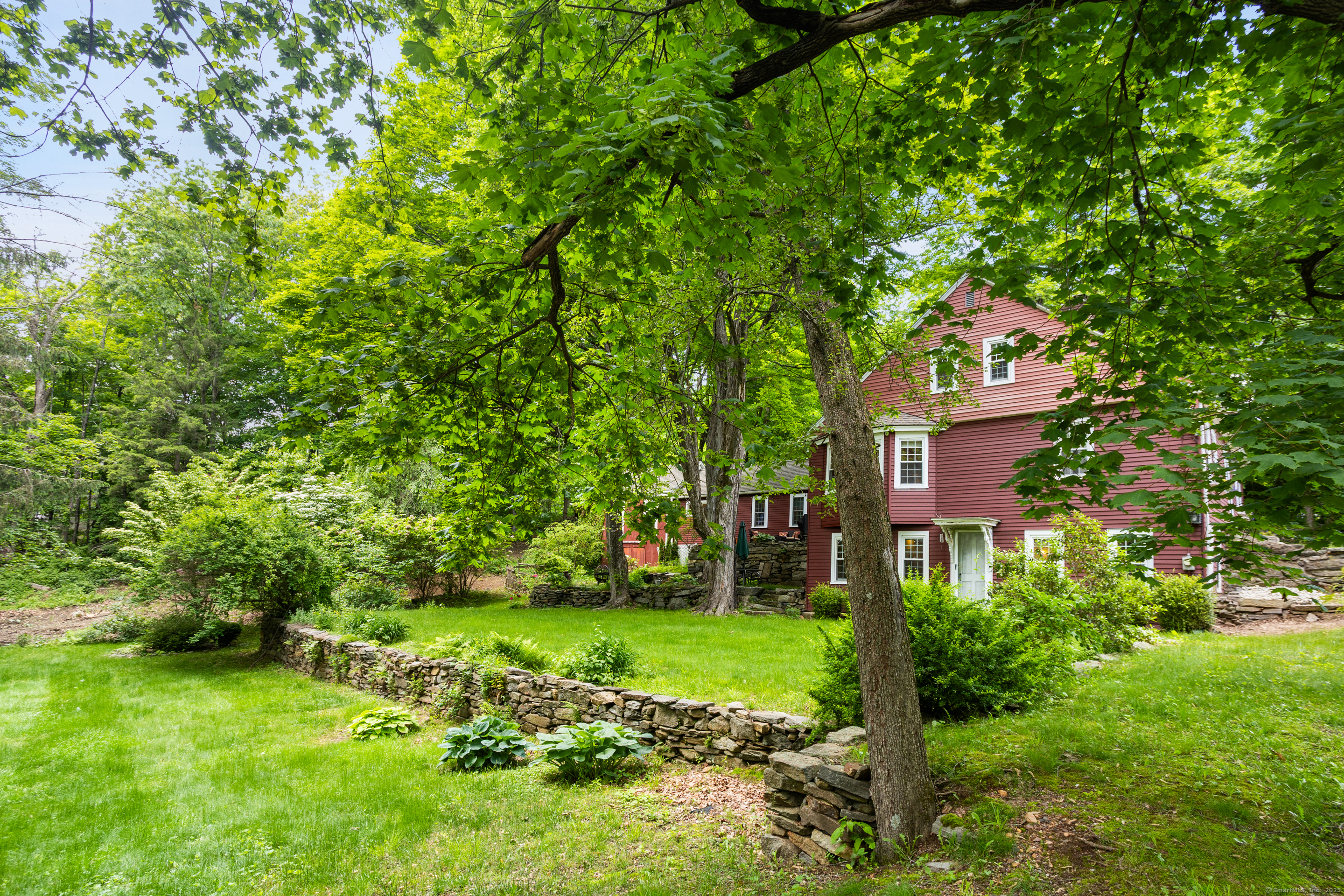 8 Cider Mill Road