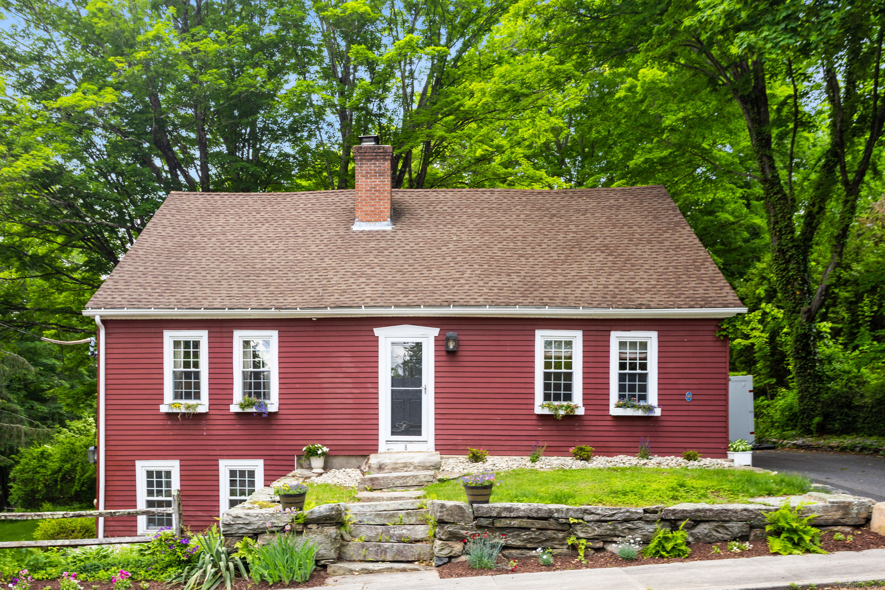 8 Cider Mill Road