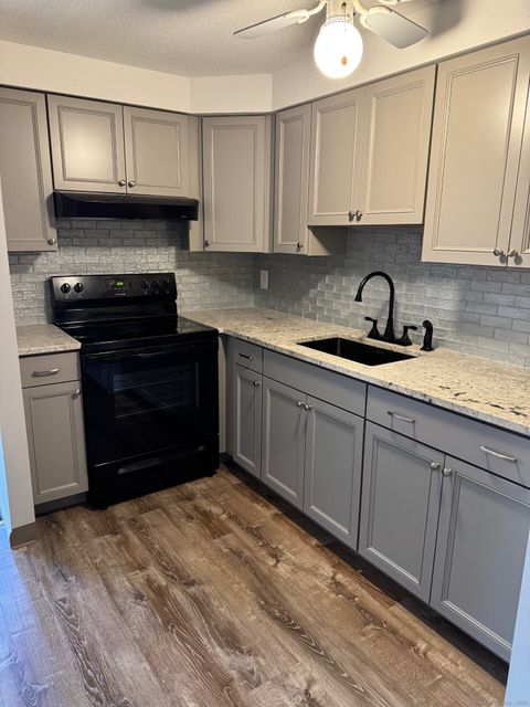 MLS: 24089587