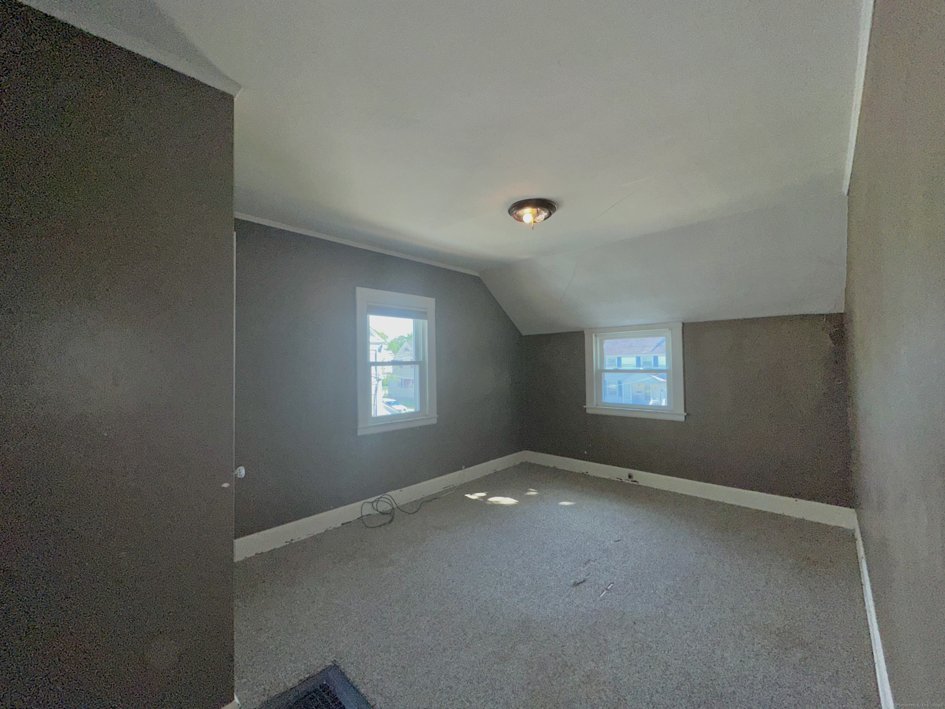 New London, Connecticut 06320, United States, 6 Bedrooms Bedrooms, ,2 BathroomsBathrooms,Residential,Coming Soon,151639