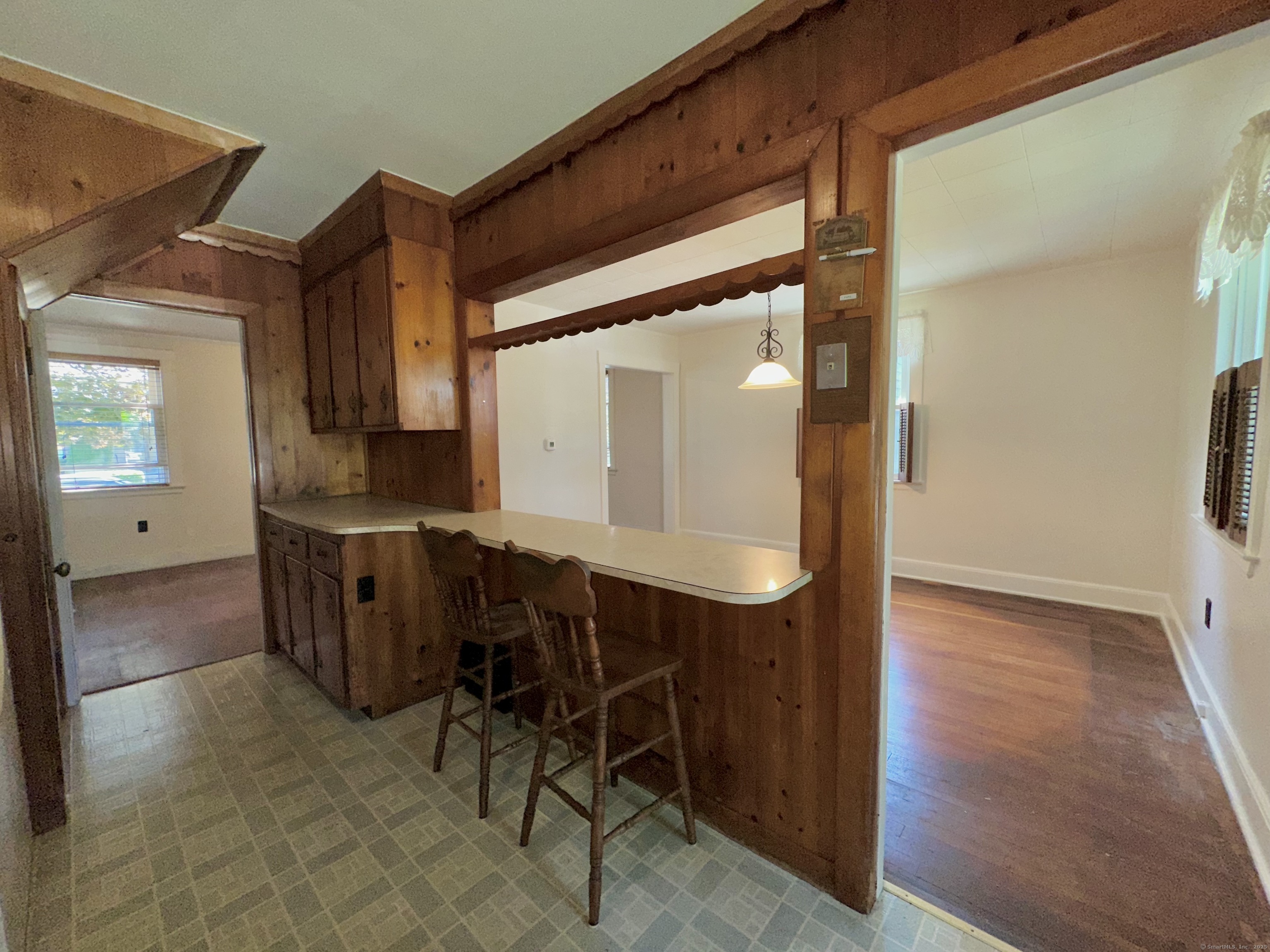 New London, Connecticut 06320, United States, 6 Bedrooms Bedrooms, ,2 BathroomsBathrooms,Residential,Coming Soon,151639