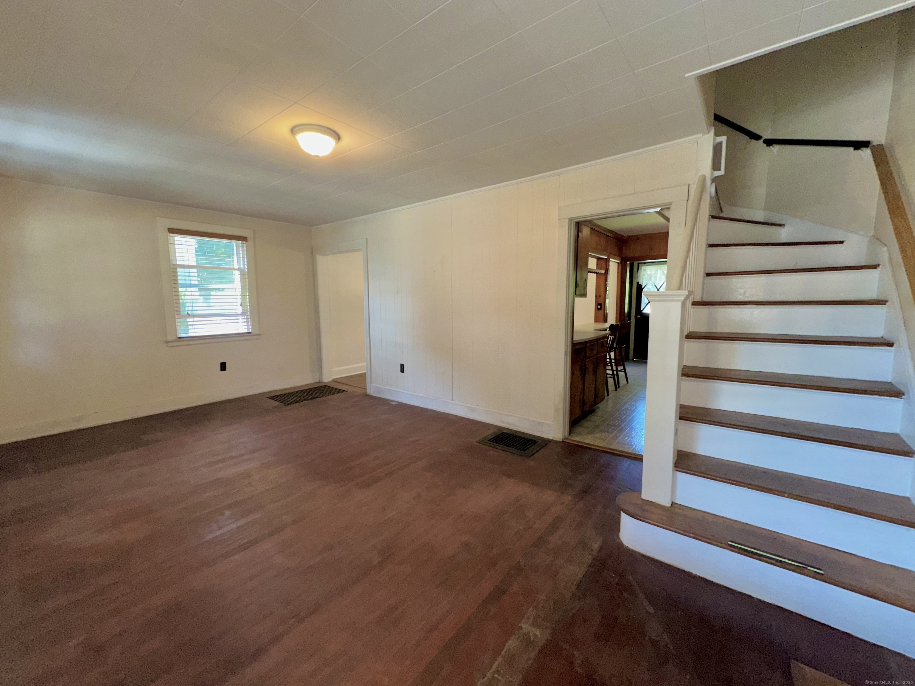 New London, Connecticut 06320, United States, 6 Bedrooms Bedrooms, ,2 BathroomsBathrooms,Residential,Coming Soon,151639