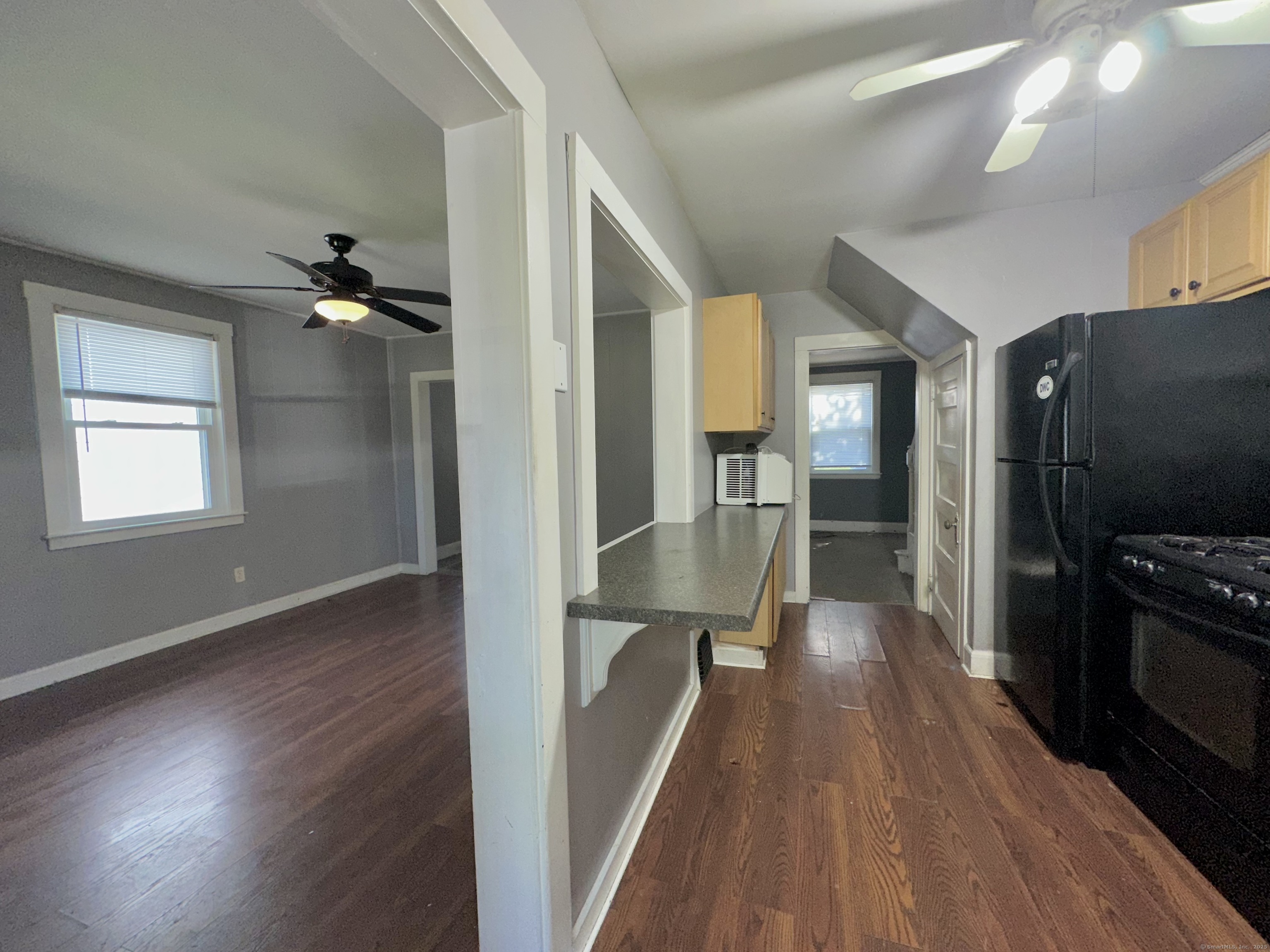 New London, Connecticut 06320, United States, 6 Bedrooms Bedrooms, ,2 BathroomsBathrooms,Residential,Coming Soon,151639