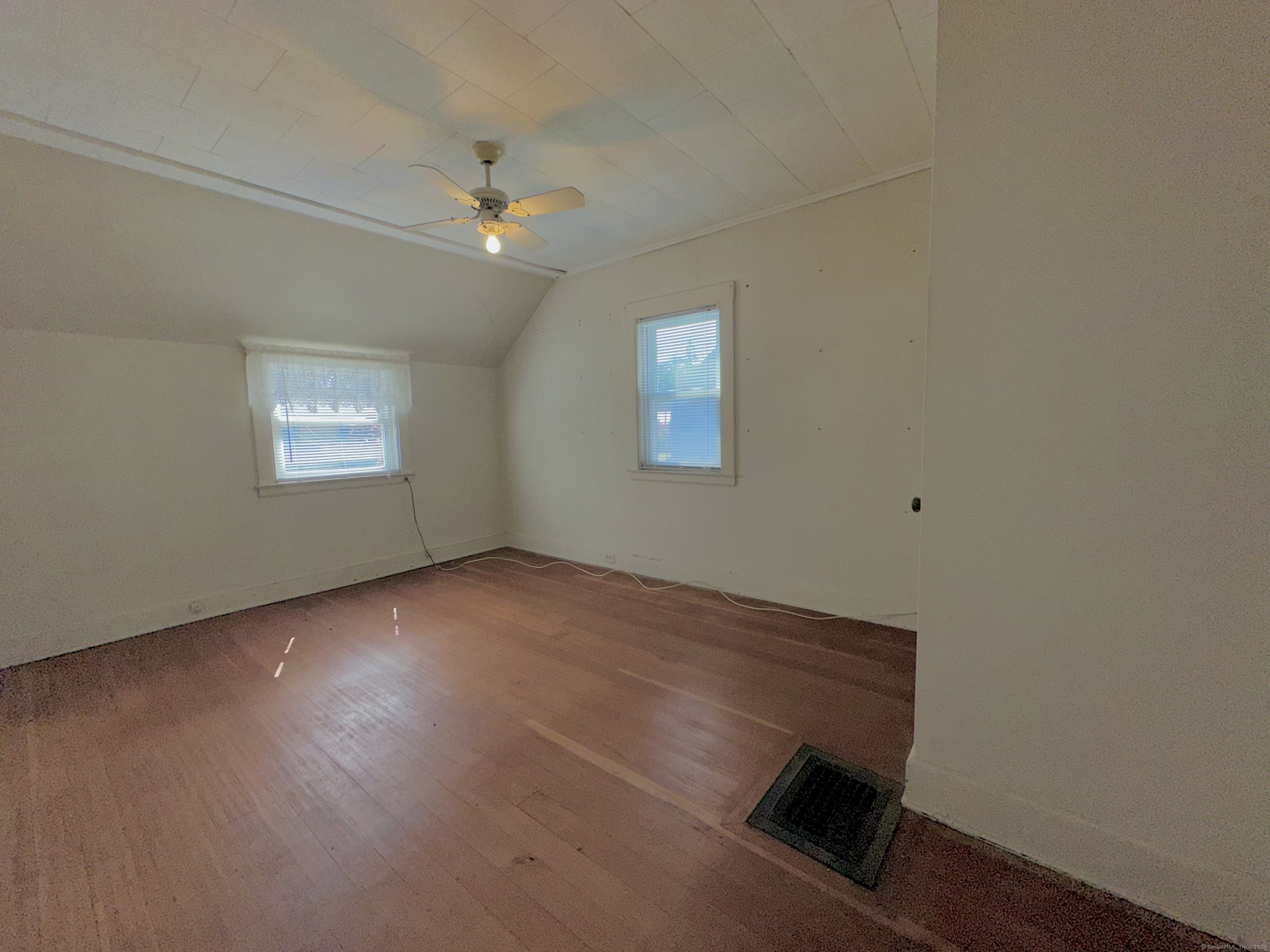 New London, Connecticut 06320, United States, 6 Bedrooms Bedrooms, ,2 BathroomsBathrooms,Residential,Coming Soon,151639