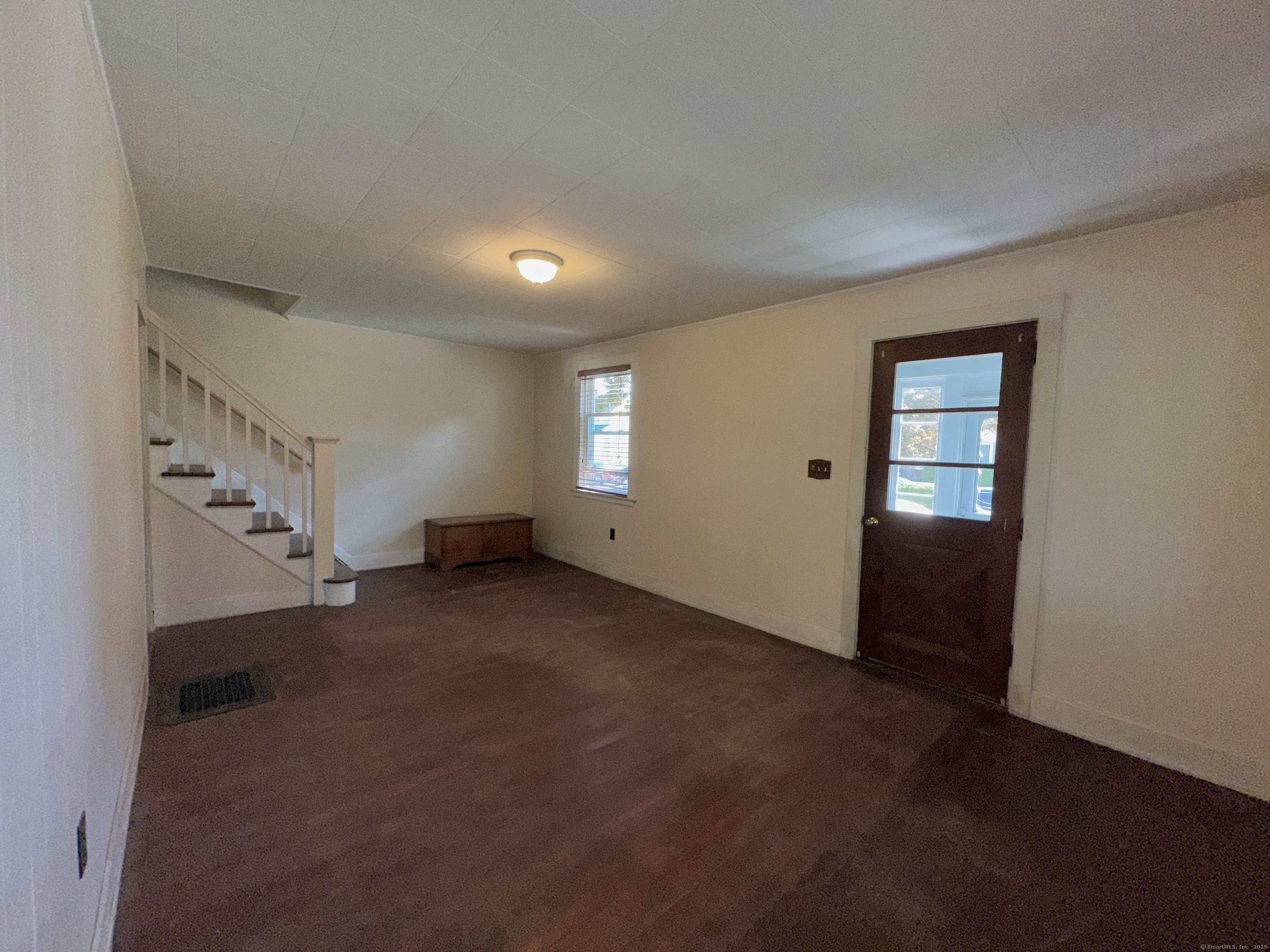 New London, Connecticut 06320, United States, 6 Bedrooms Bedrooms, ,2 BathroomsBathrooms,Residential,Coming Soon,151639