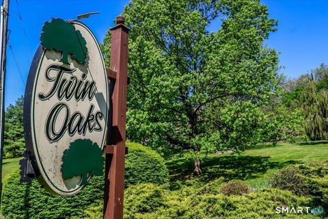 Tiny photo for 29 Twin Oaks #29, New Milford, CT 06776 (MLS # 24176422)