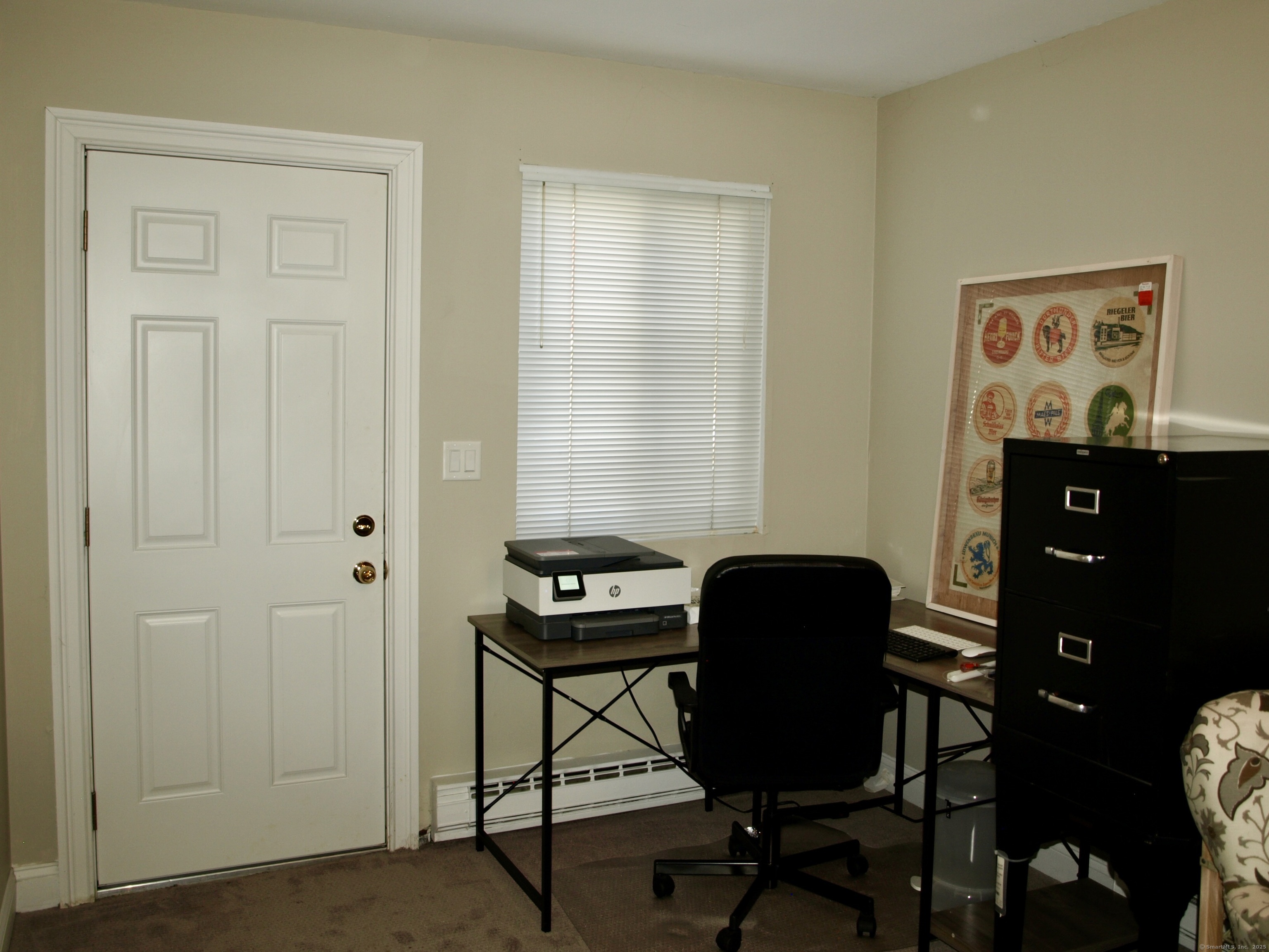 Stamford, Connecticut 06907, United States, 2 Bedrooms Bedrooms, ,2 BathroomsBathrooms,Residential,Active,92401