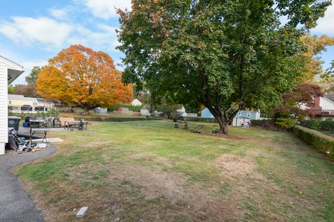 Tiny photo for 360 W Rutland Road, Milford, CT 06461 (MLS # 24136147)