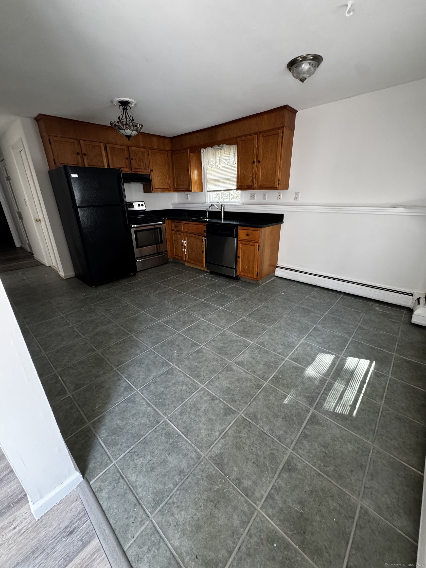43 Plumtrees Road A