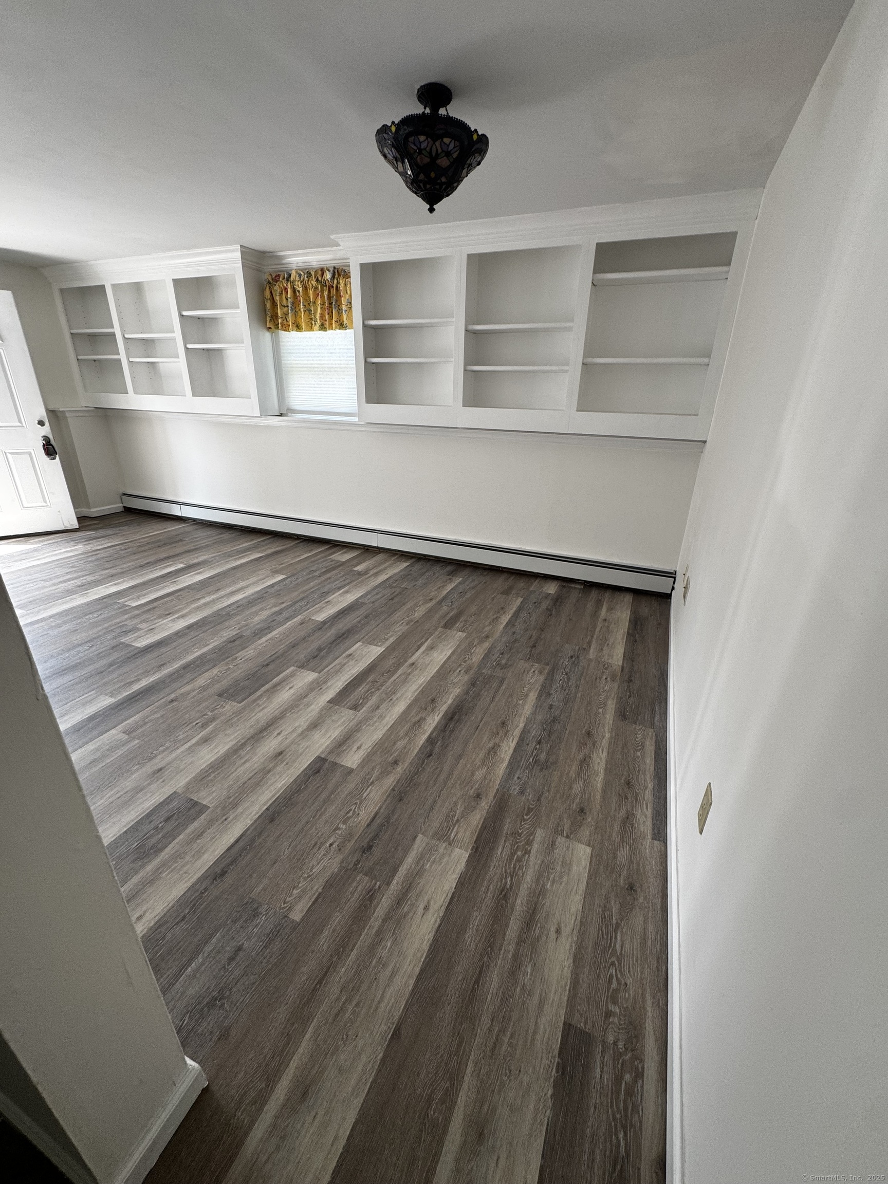 43 Plumtrees Road A