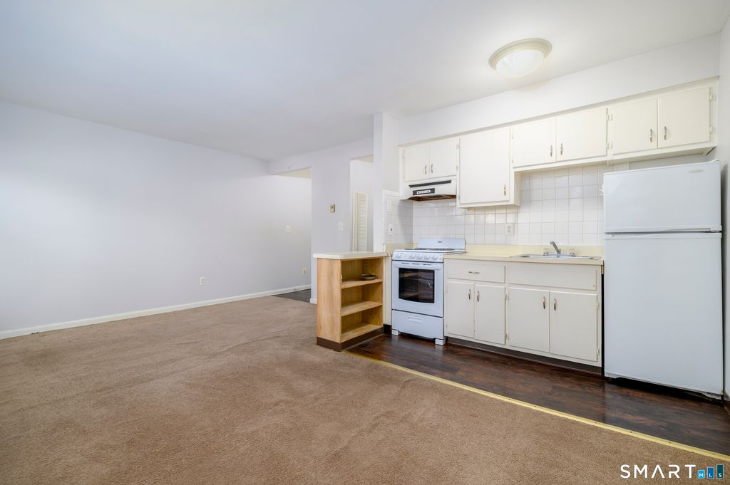 Photo of 445 Hope Street #11, Stamford, CT 06906 (MLS # 24158854)