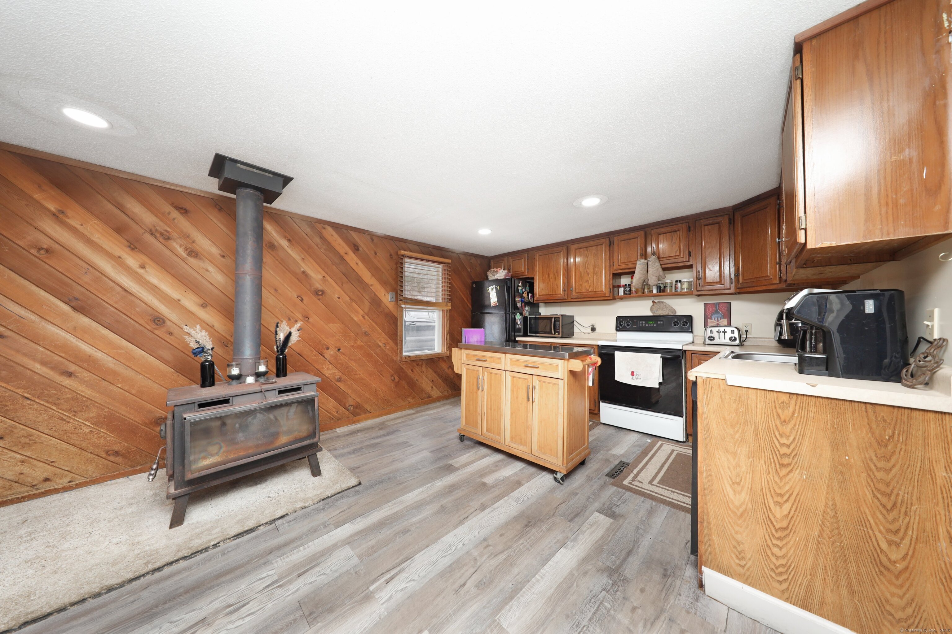 71 S Riverside Avenue, Plymouth, Connecticut image 4