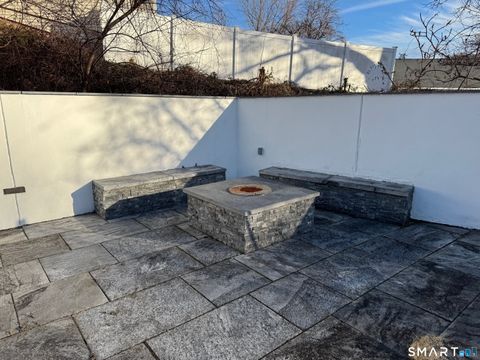 Tiny photo for 547 B Laurel Street #B, East Haven, CT 06512 (MLS # 24149708)