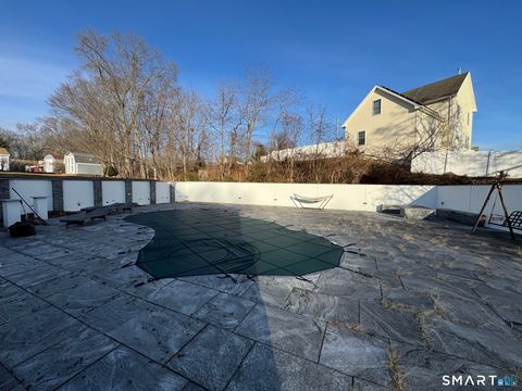 Tiny photo for 547 B Laurel Street #B, East Haven, CT 06512 (MLS # 24149708)