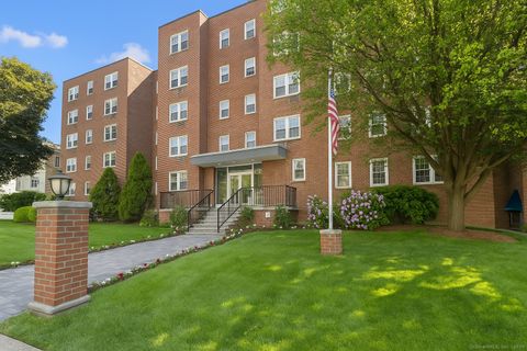 39 Glenbrook Road APT 2A, Stamford, CT 06902 - #: 24097711