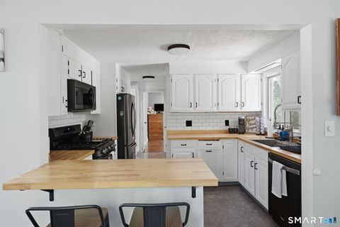 Tiny photo for 101 Federal Street, West Hartford, CT 06110 (MLS # 24183831)