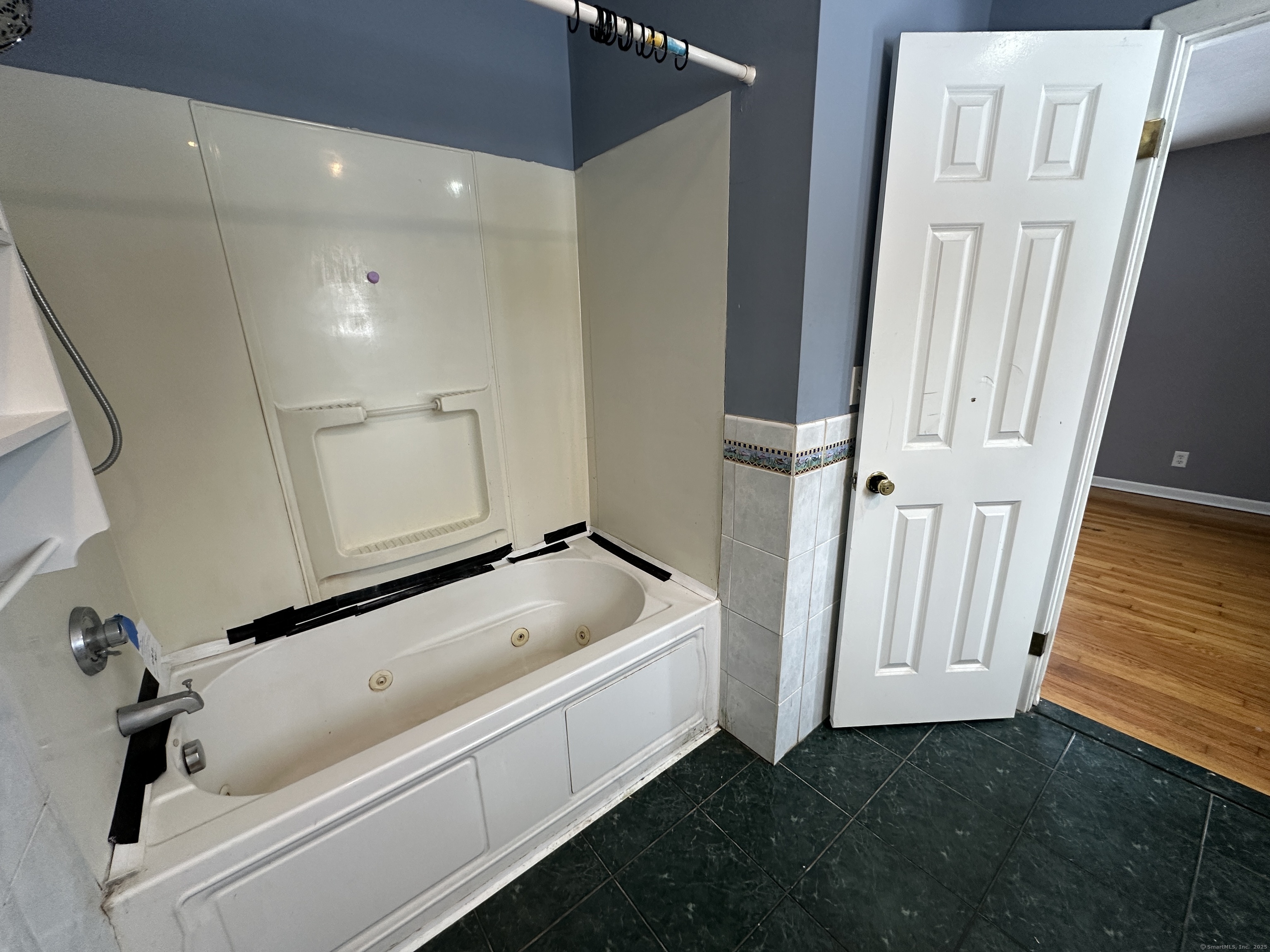 159 Tom Swamp Road, Hamden, Connecticut image 25
