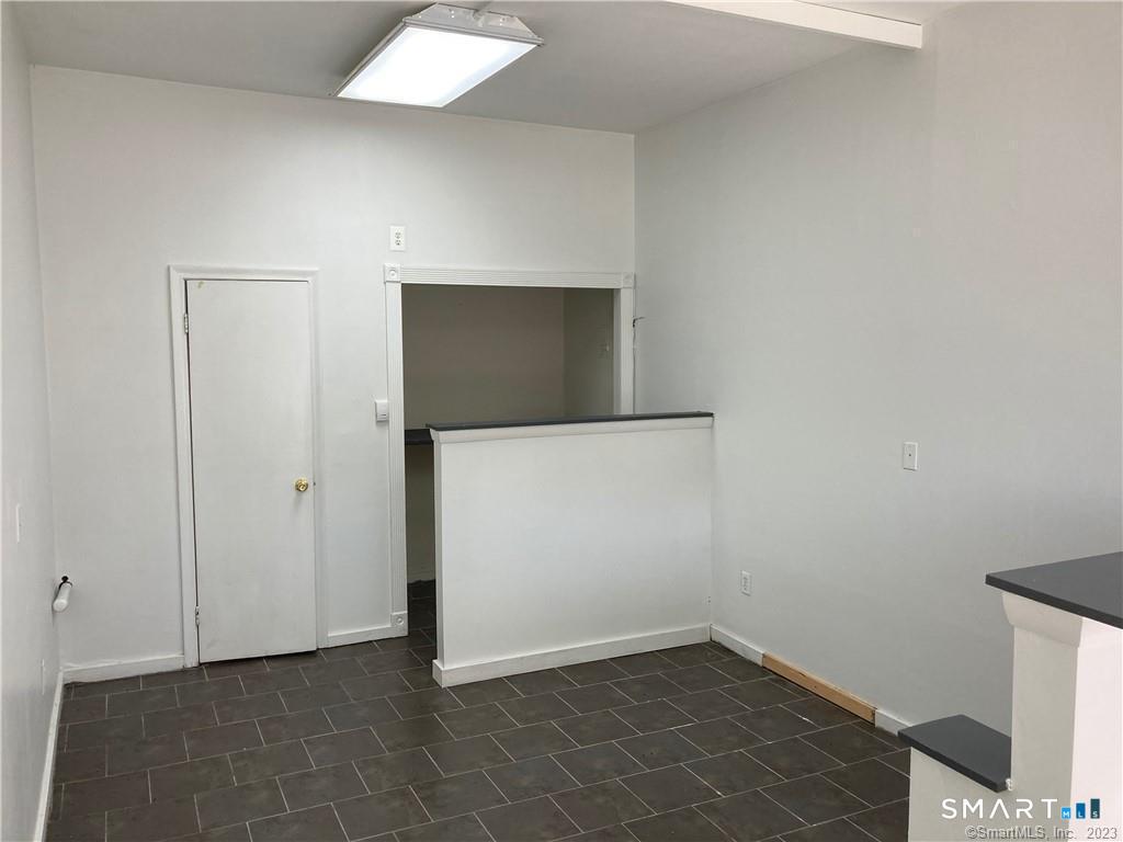 624 Talcottville Road 4