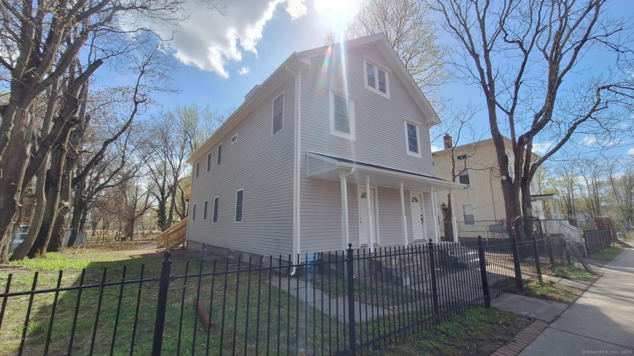 165 Capen Street