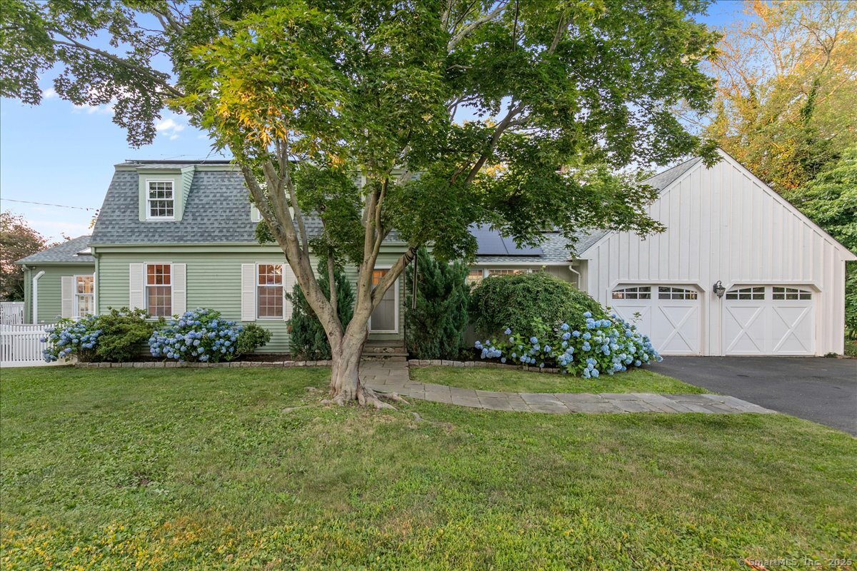 9 Spring Cove Road