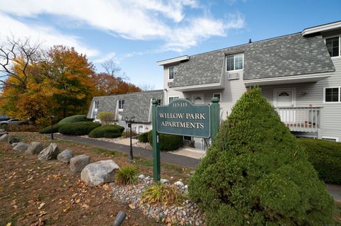 Photo of 113 Park Avenue #18, Danbury, CT 06810 (MLS # 24144429)