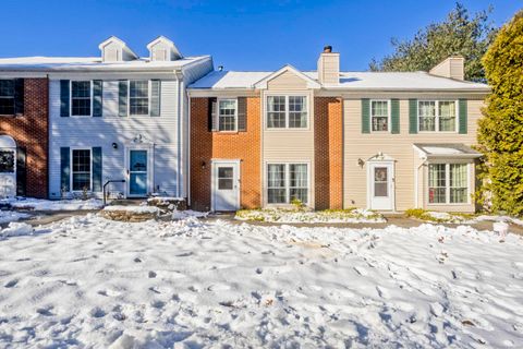 Photo of 26 Rockledge Loop #26, Torrington, CT 06790 (MLS # 24143860)