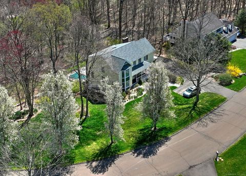 920 Green Circle Orange CT 06477