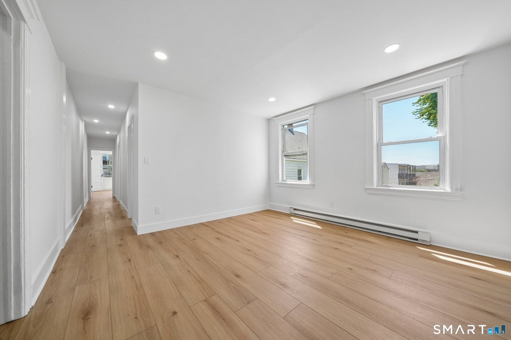 Photo of 41 Southfield Avenue, Stamford, CT 06902 (MLS # 24181626)