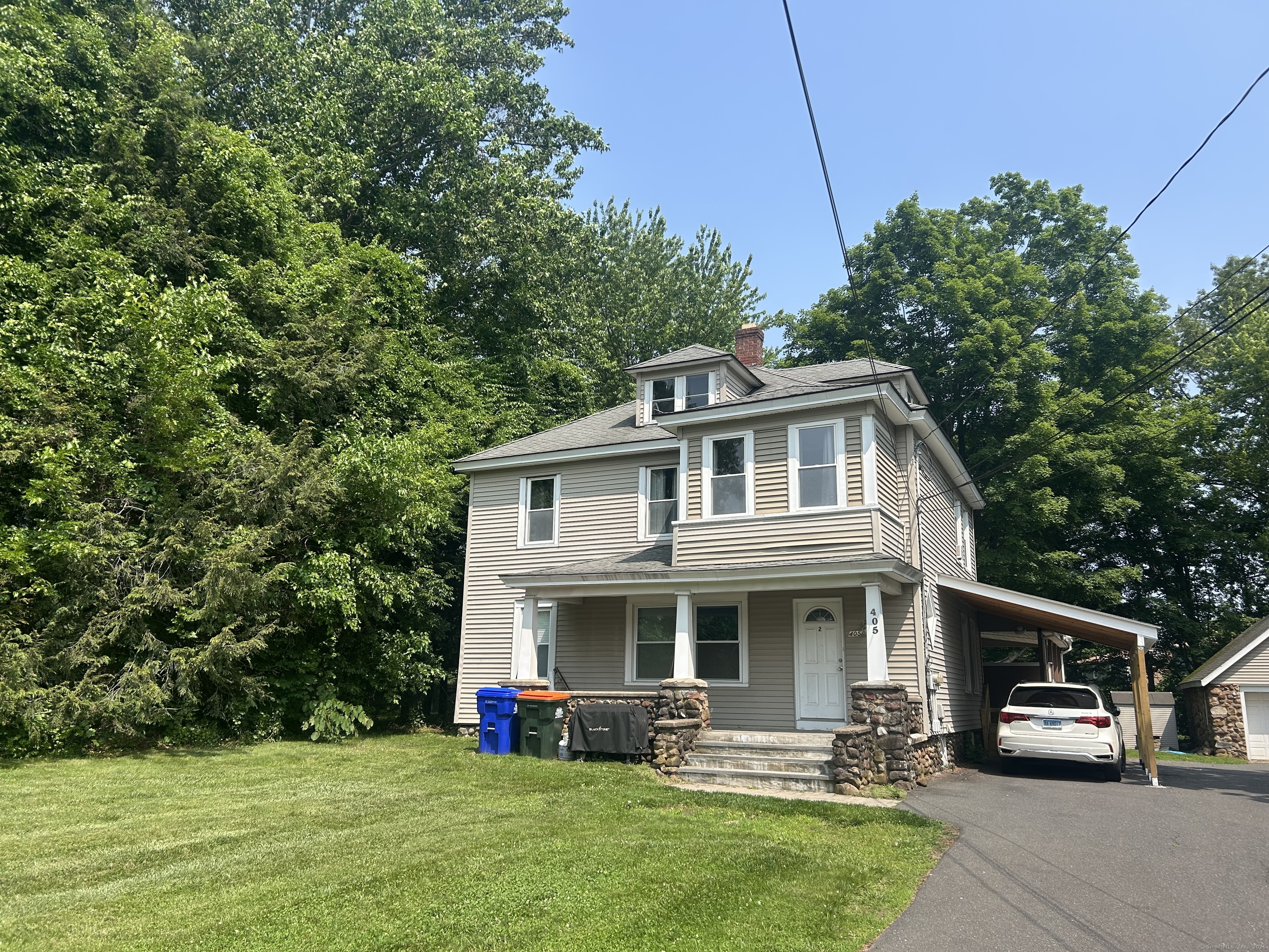 Prospect Street, Southington, Connecticut - 1 Bedrooms  
1 Bathrooms  
3 Rooms - 
