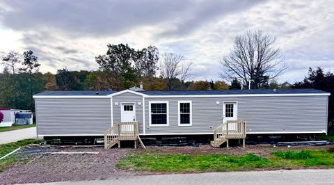 28 Barlow Drive Mansfield CT 06268