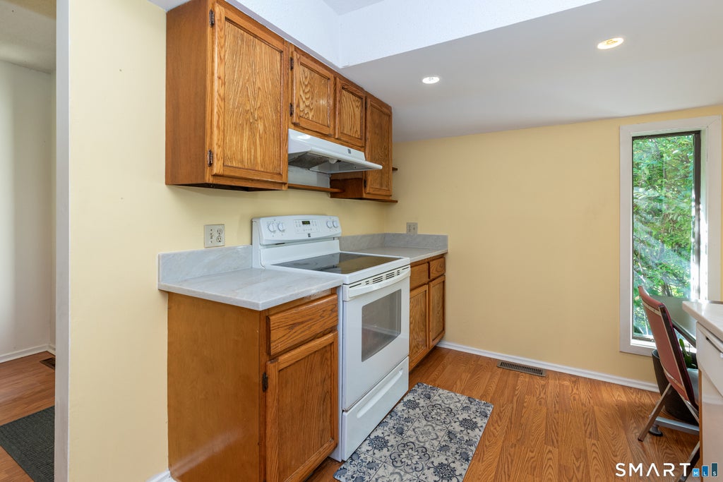 Photo of 5 Alder Court #84A, Woodbury, CT 06798 (MLS # 24205782)