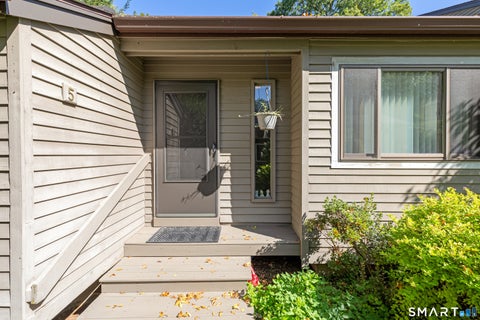 Photo of 5 Alder Court #84A, Woodbury, CT 06798 (MLS # 24205782)