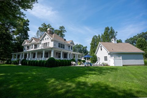 205 & 206 Fox Hopyard Road East Haddam CT 06423