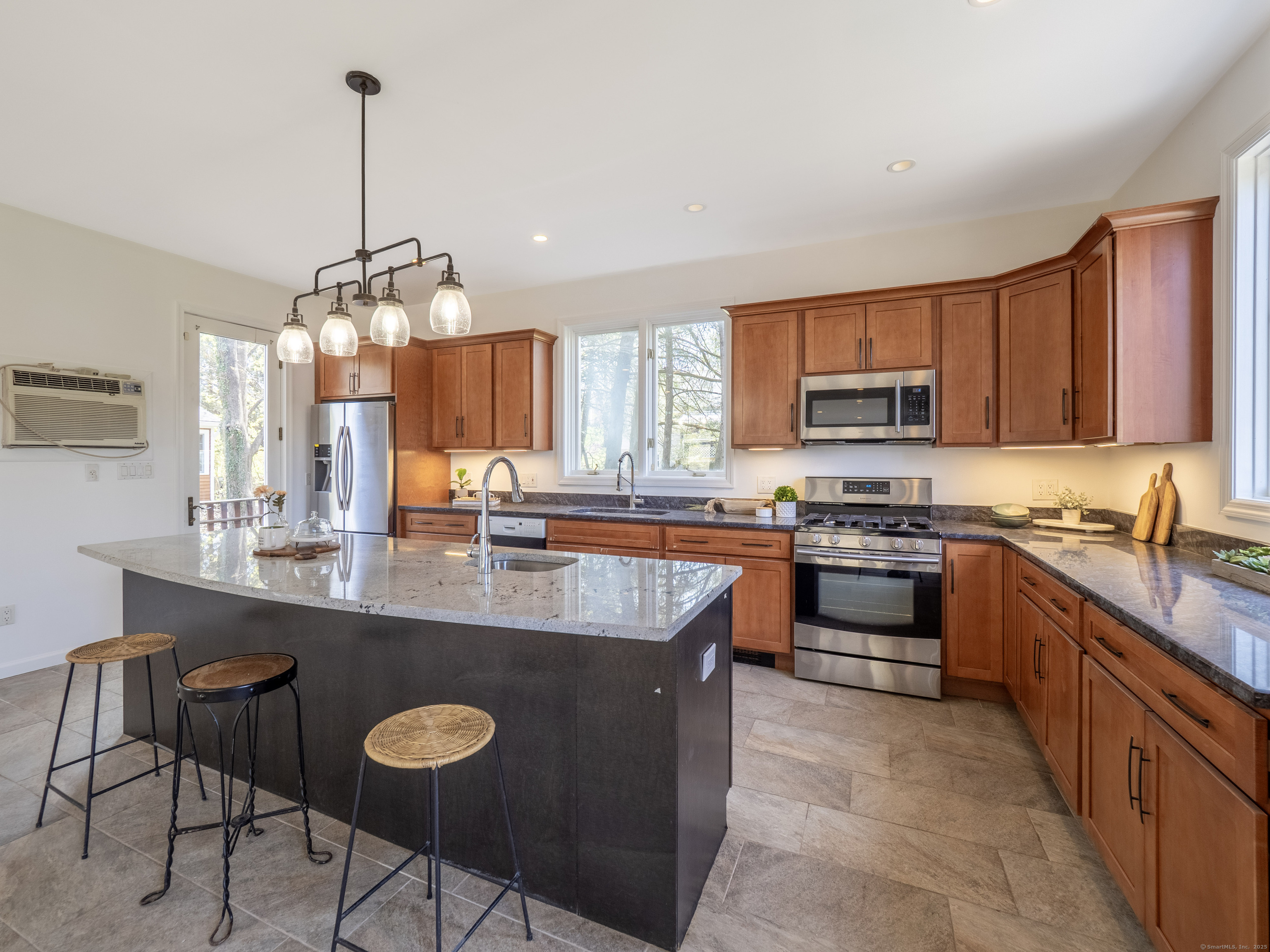 145 Lakeside Drive, Ridgefield, Connecticut image 12