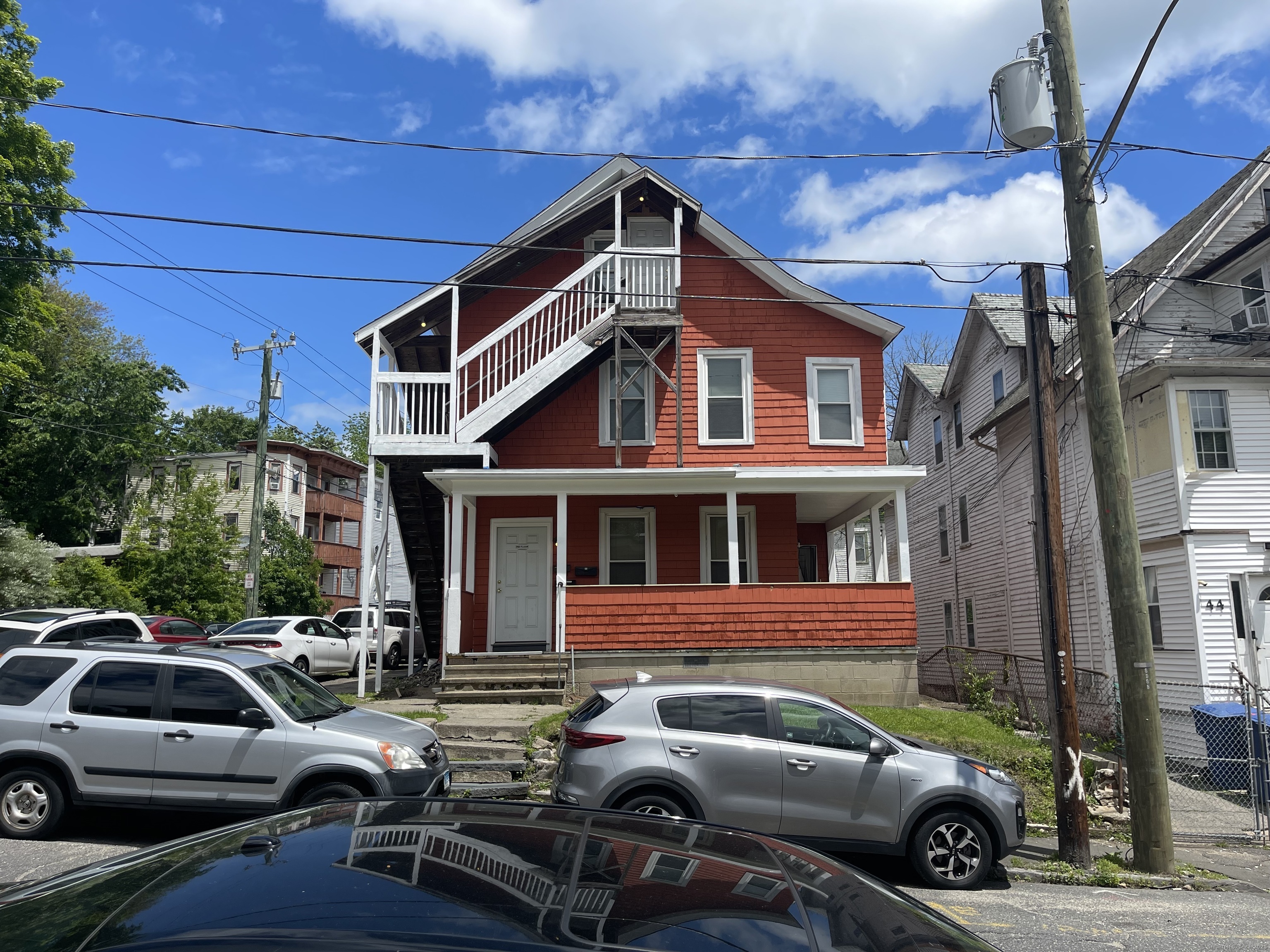Property for Sale at Beacon Street, Waterbury, Connecticut - Bedrooms: 6 
Bathrooms: 3 
Rooms: 12  - $470,000