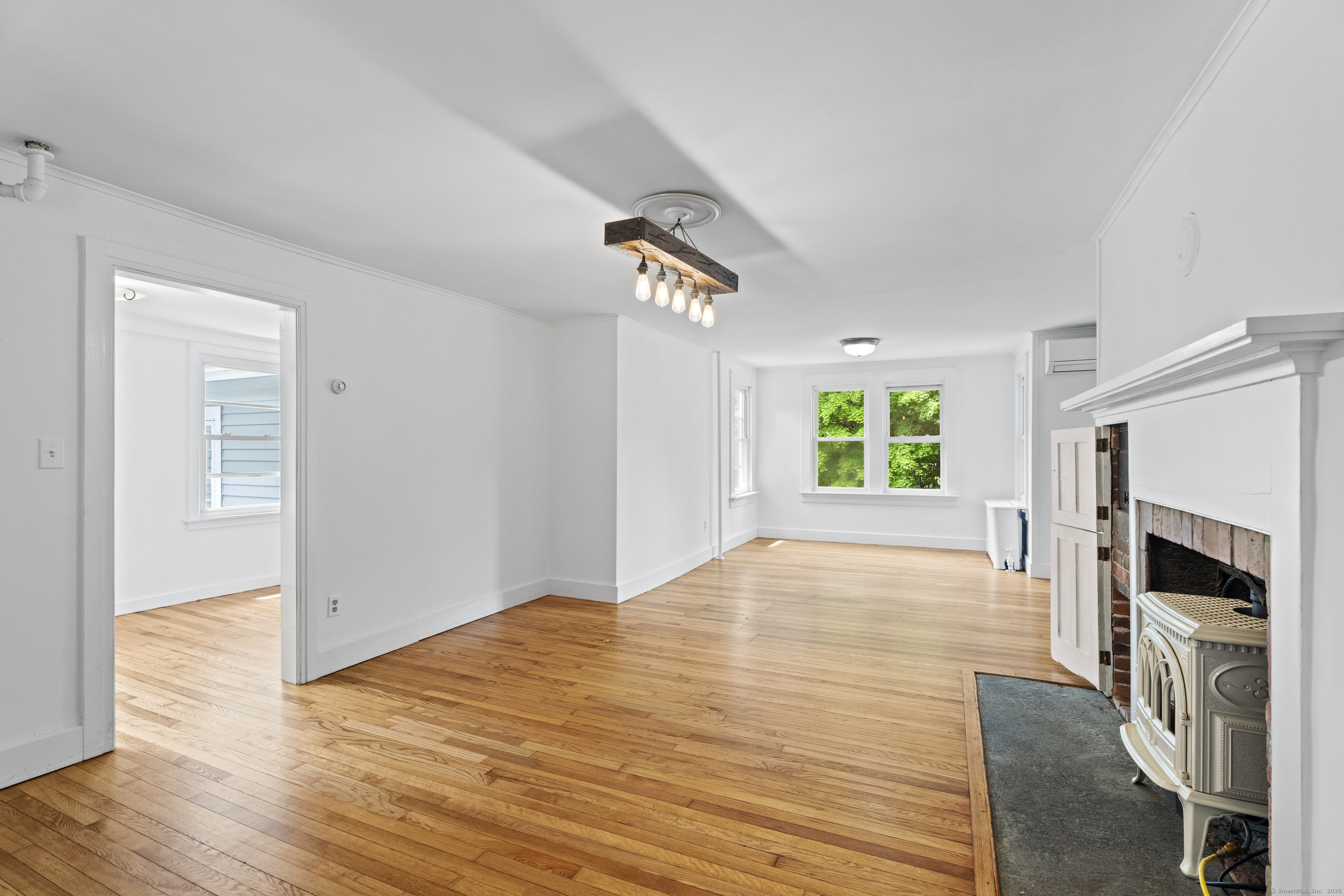 9 Farmview Lane, Guilford, Connecticut image 4
