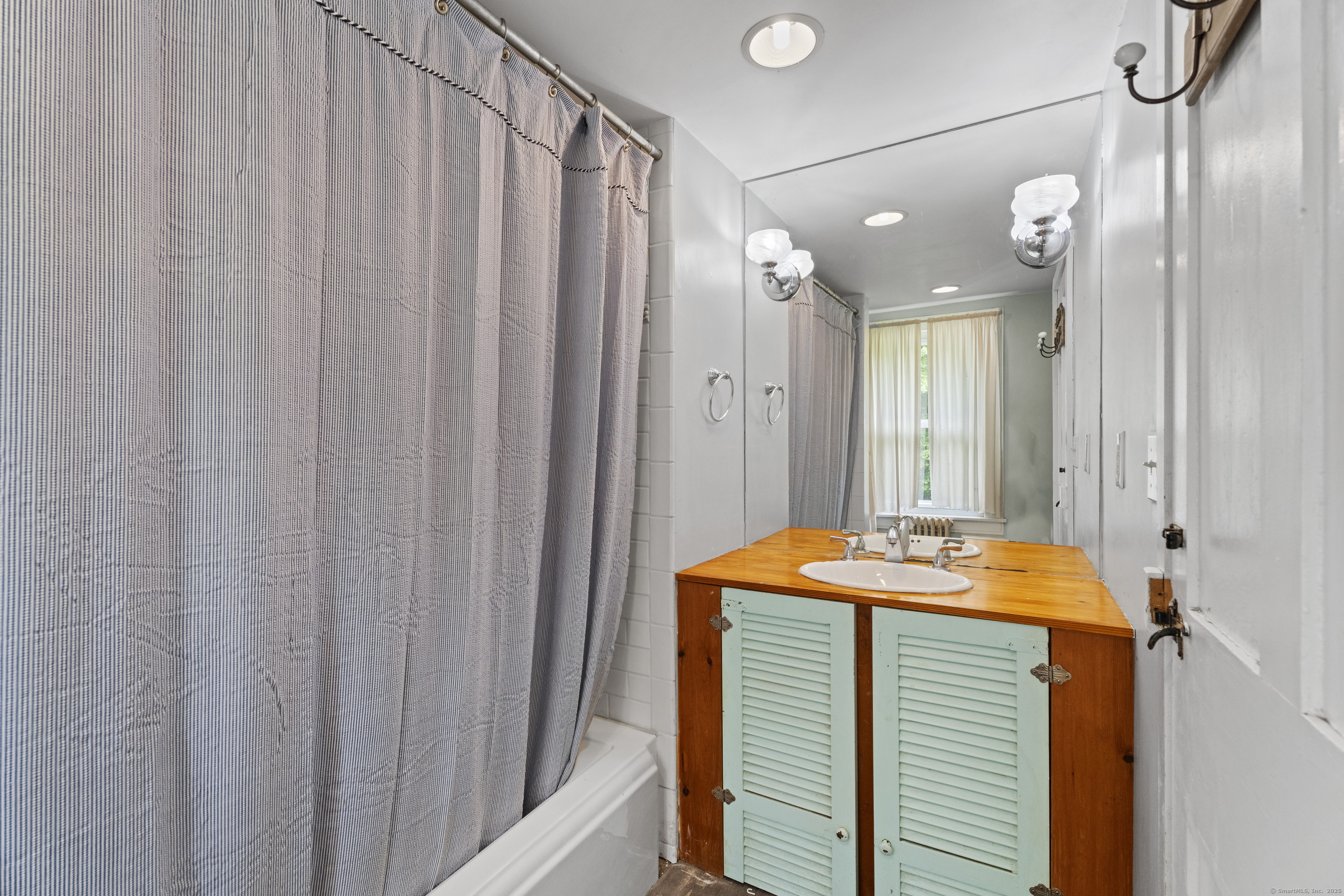 9 Farmview Lane, Guilford, Connecticut image 25