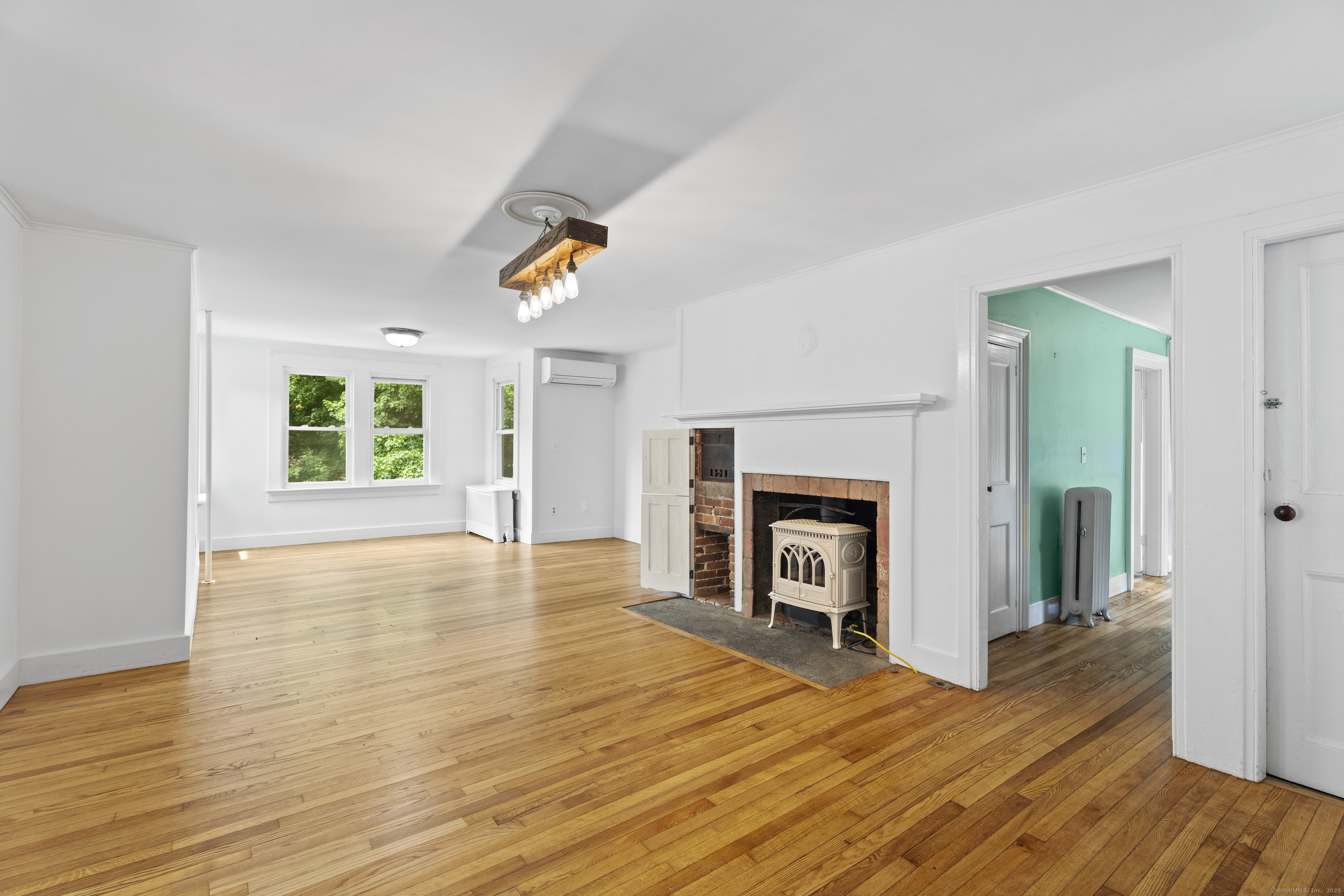 9 Farmview Lane, Guilford, Connecticut image 5