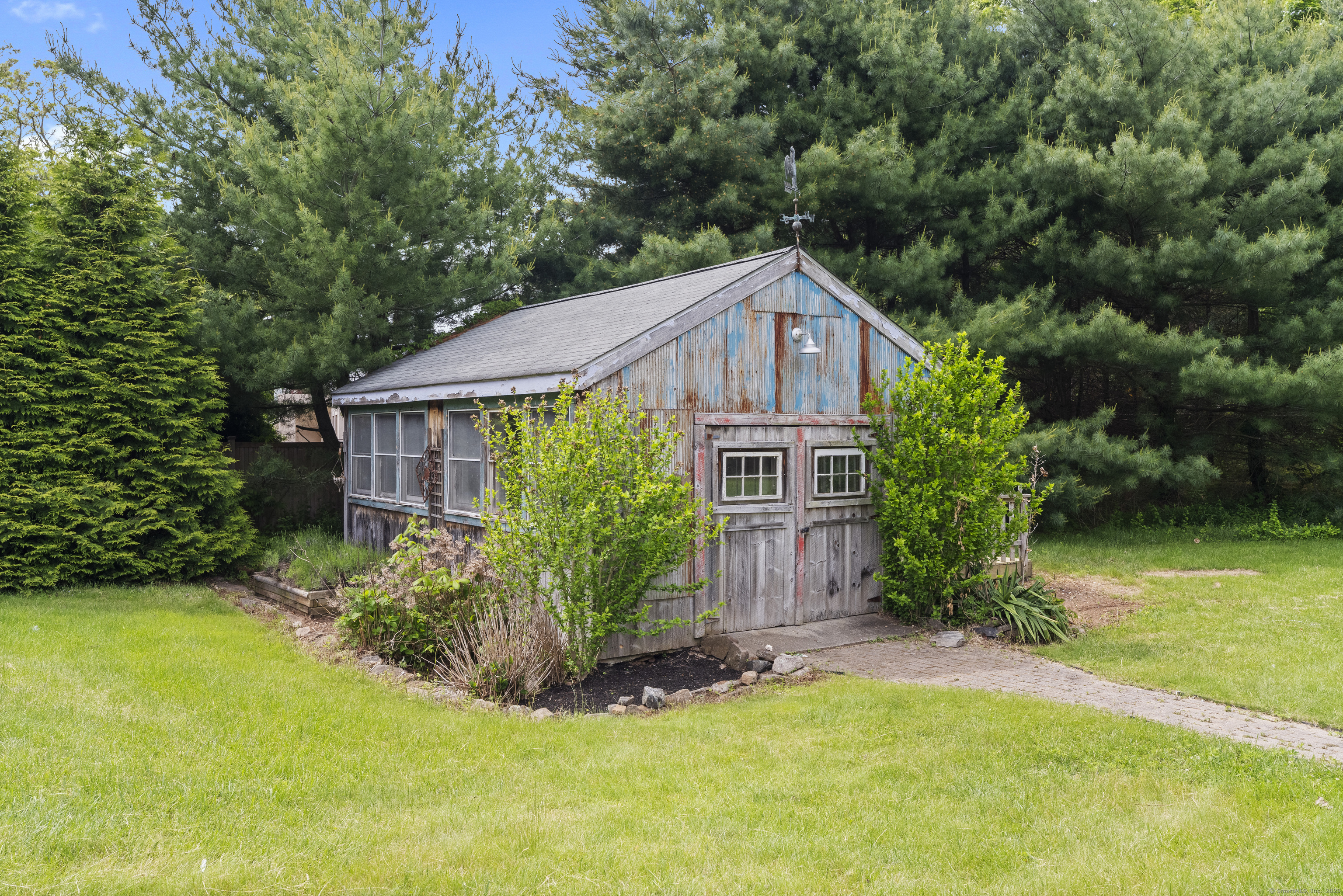 9 Farmview Lane, Guilford, Connecticut image 32